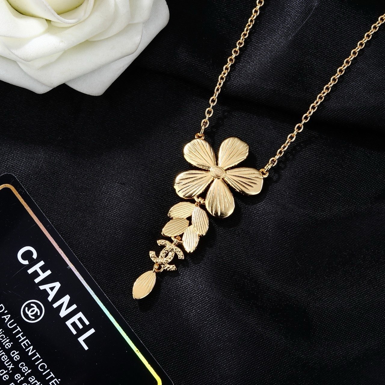 CHANEL高仿女士山茶花項鍊 金色鑲鑽珍珠雙C流蘇氣質鎖骨鏈| 6 CHANEL高仿女士山茶花項鍊 金色鑲鑽珍珠雙C流蘇氣質鎖骨鏈