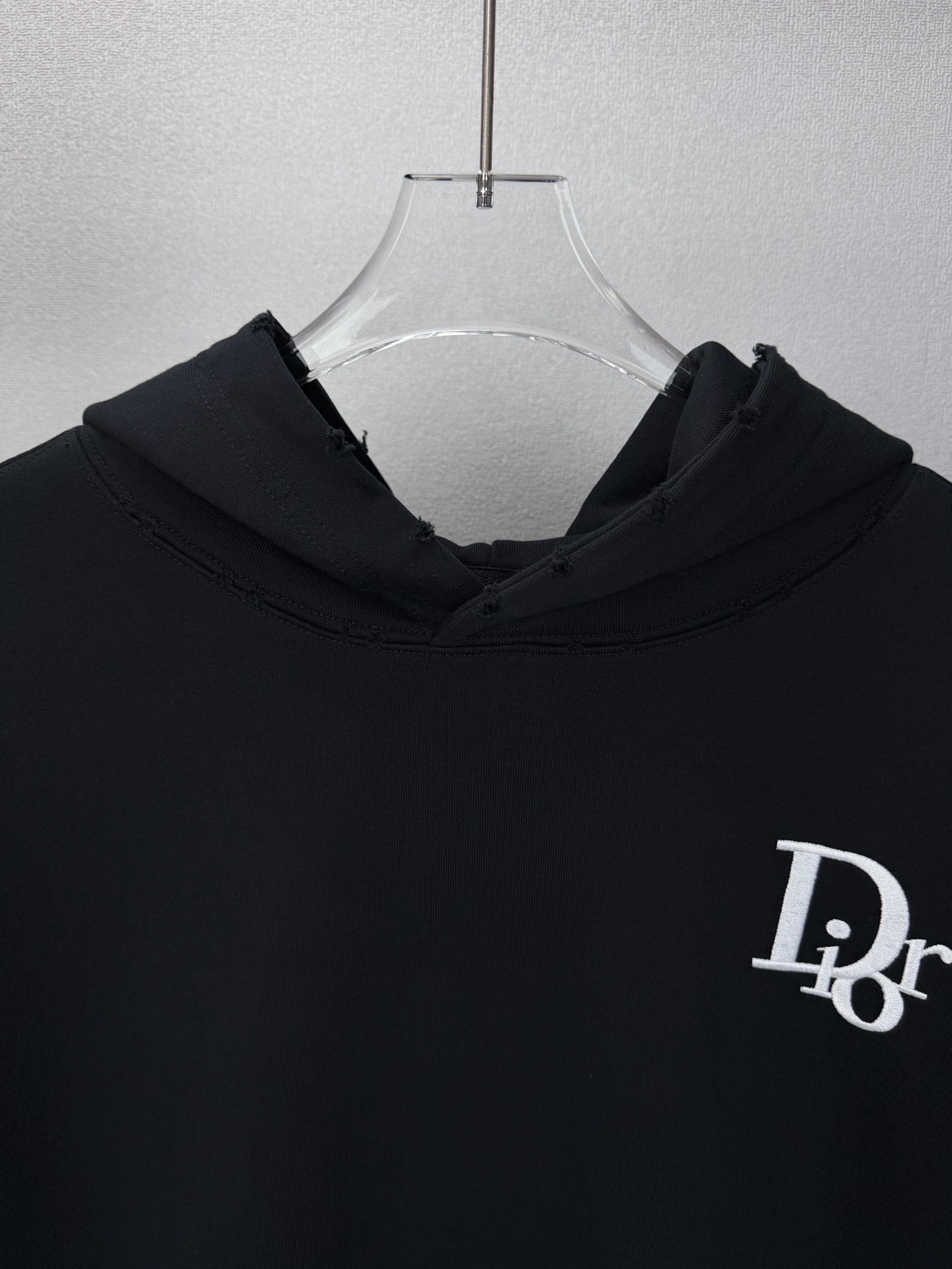 一比一DIOR連帽衛衣 CD胸前刺繡Logo黑色寬鬆帽T| 10 一比一DIOR連帽衛衣 CD胸前刺繡Logo黑色寬鬆帽T
