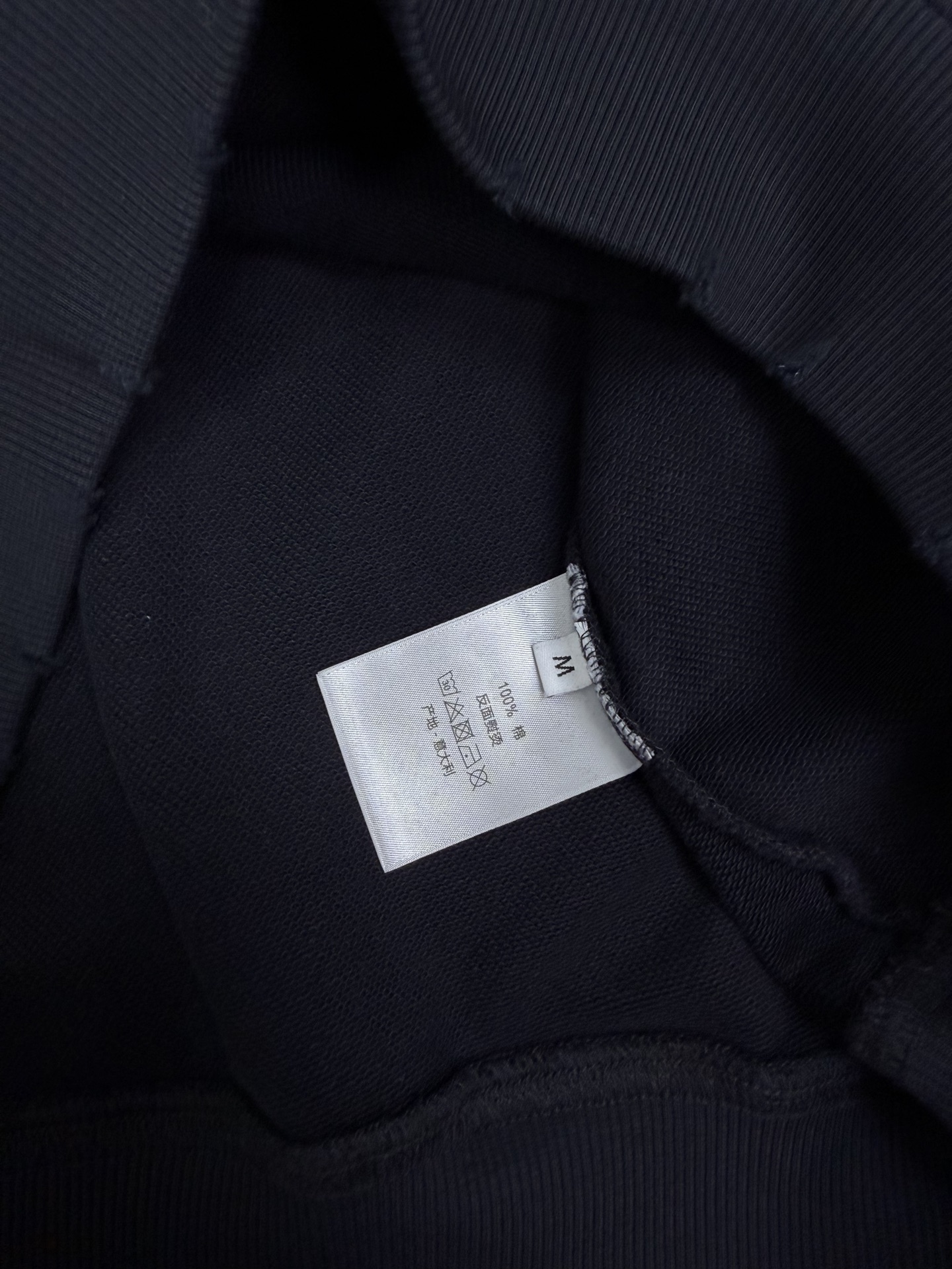 一比一DIOR連帽衛衣 CD胸前刺繡Logo黑色寬鬆帽T| 6 一比一DIOR連帽衛衣 CD胸前刺繡Logo黑色寬鬆帽T