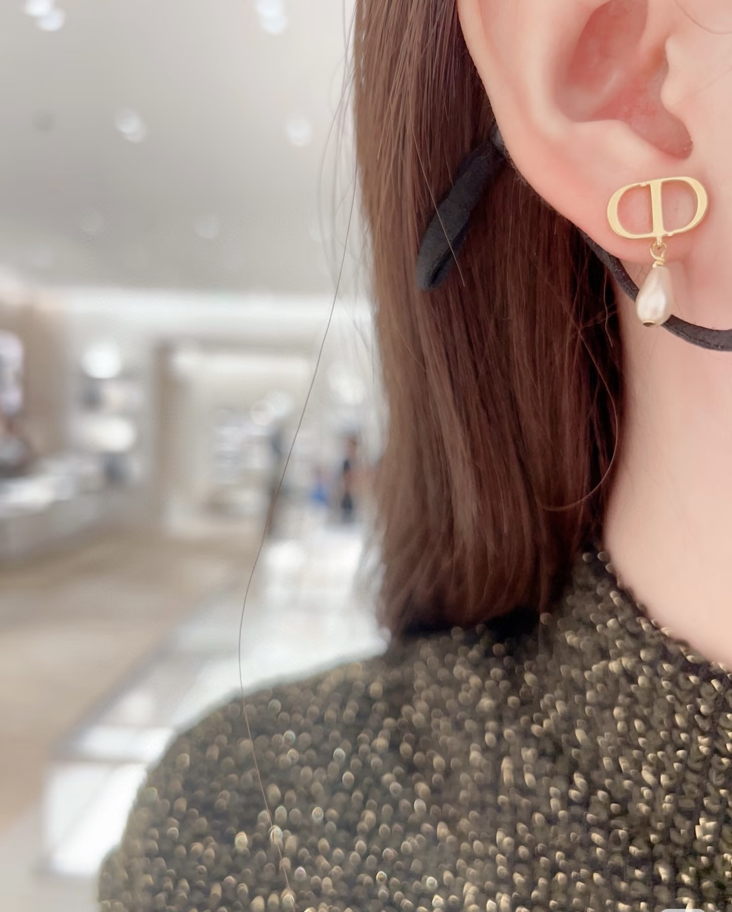 DIOR一比一女士金色CD耳環香檳色水滴珍珠吊墜復古優雅氣質款| 6 DIOR一比一女士金色CD耳環香檳色水滴珍珠吊墜復古優雅氣質款