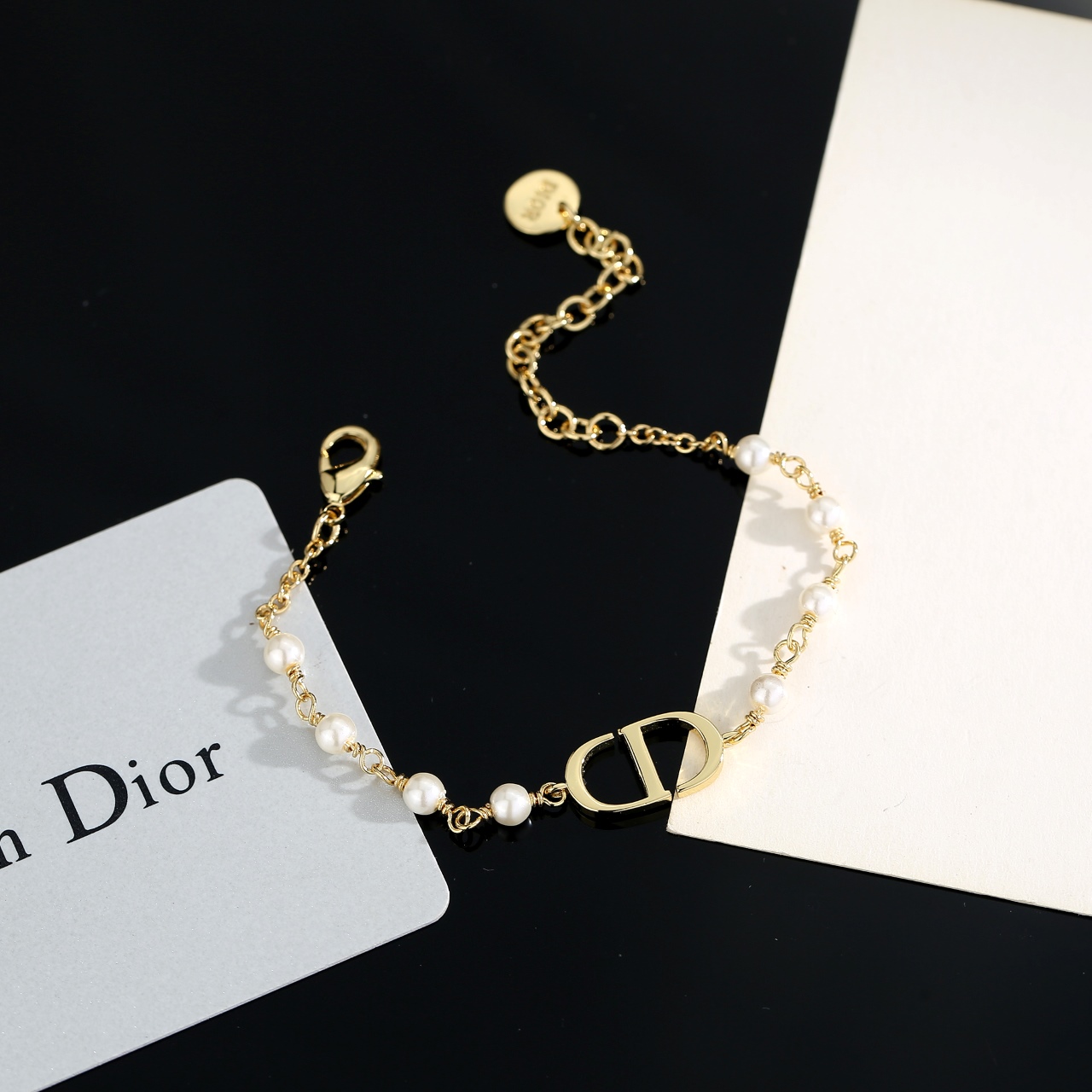 DIOR A貨女士金色CD珍珠手鍊細鏈可調節設計簡約優雅日常百搭款