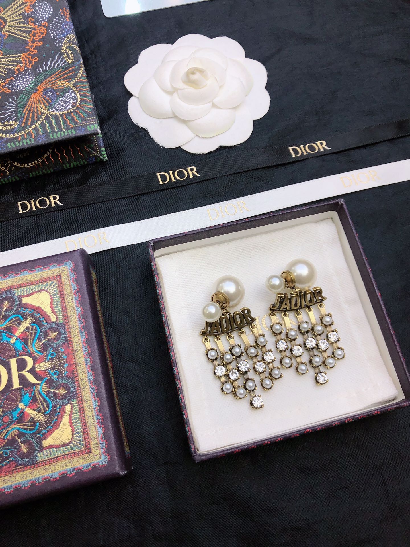 高仿Dior J'ADIOR耳環 珍珠水鑽流蘇造型 復古金色耳飾| 9 高仿Dior J'ADIOR耳環 珍珠水鑽流蘇造型 復古金色耳飾