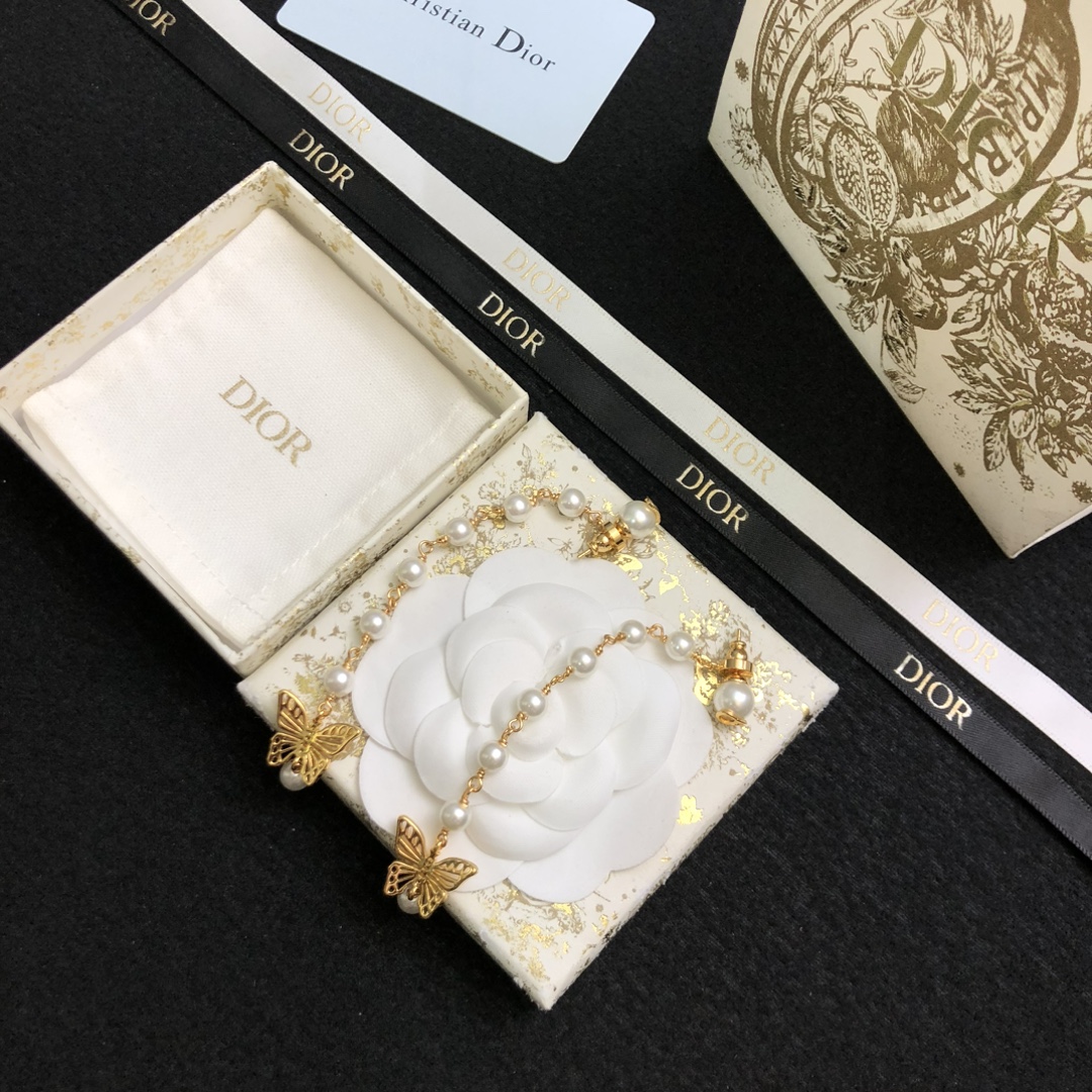 原單Dior蝴蝶耳環 珍珠長流蘇金色耳飾 優雅垂墜款| 12 原單Dior蝴蝶耳環 珍珠長流蘇金色耳飾 優雅垂墜款