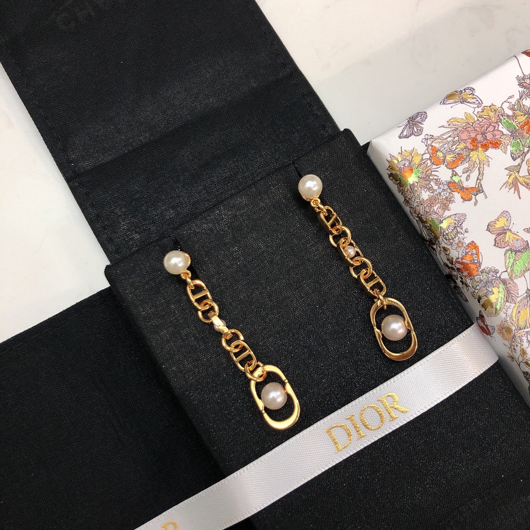 一比一Dior CD珍珠耳環 金色鏈節長款垂墜耳飾| 12 一比一Dior CD珍珠耳環 金色鏈節長款垂墜耳飾