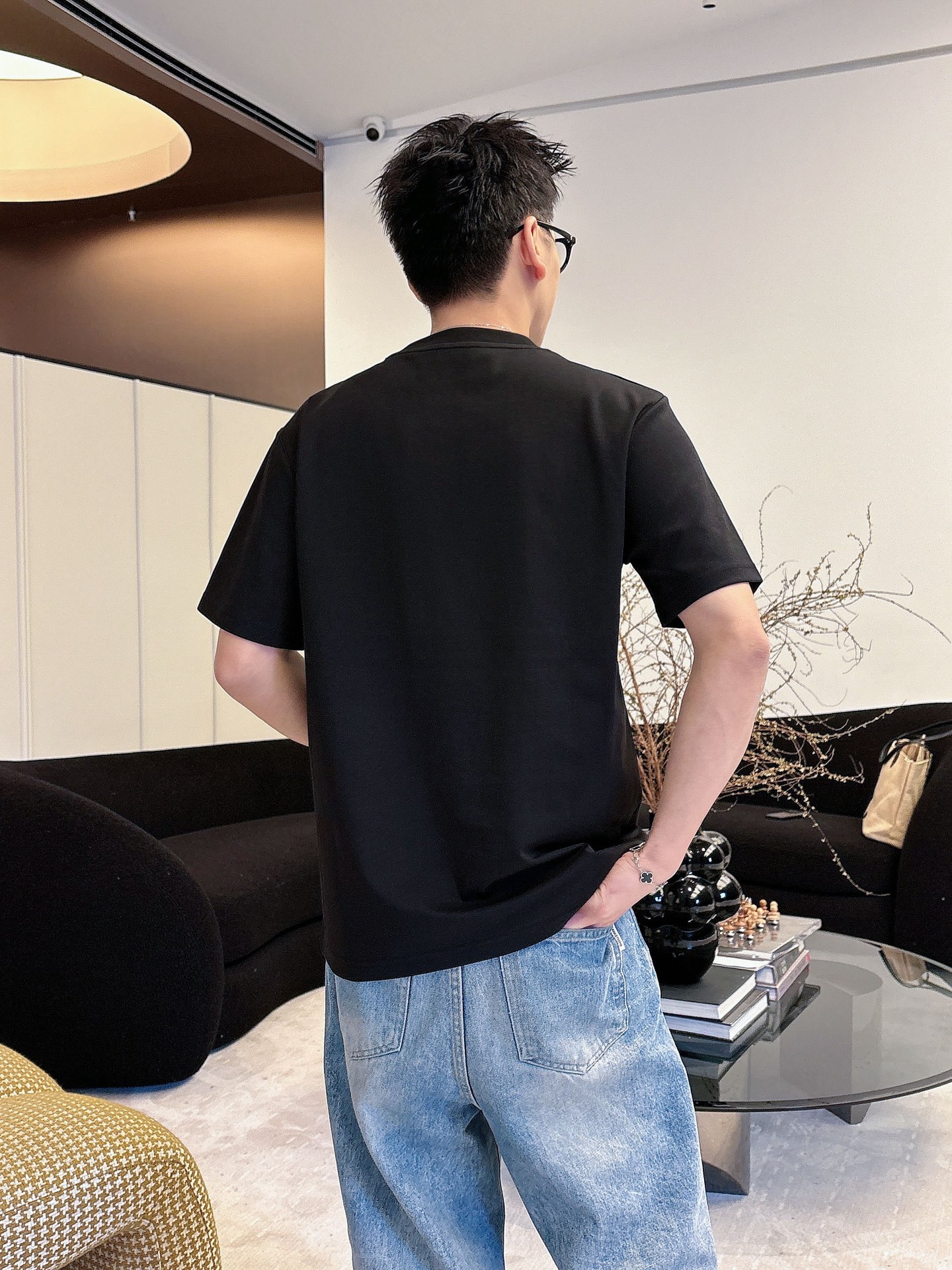 原單Dior迪奧花卉刺繡黑色短袖T恤 寬鬆男女休閒上衣| 12 原單Dior迪奧花卉刺繡黑色短袖T恤 寬鬆男女休閒上衣