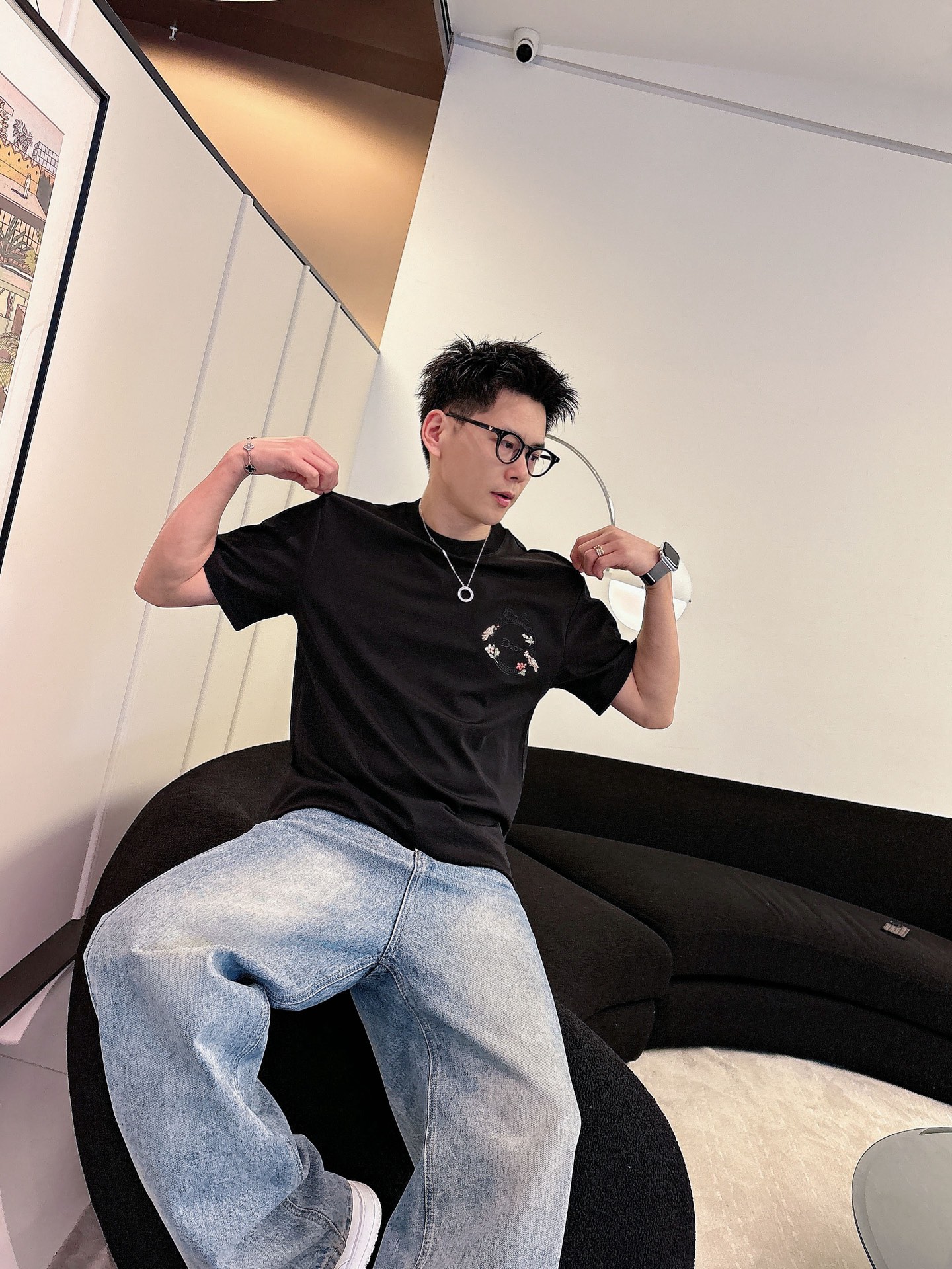 原單Dior迪奧花卉刺繡黑色短袖T恤 寬鬆男女休閒上衣| 8 原單Dior迪奧花卉刺繡黑色短袖T恤 寬鬆男女休閒上衣