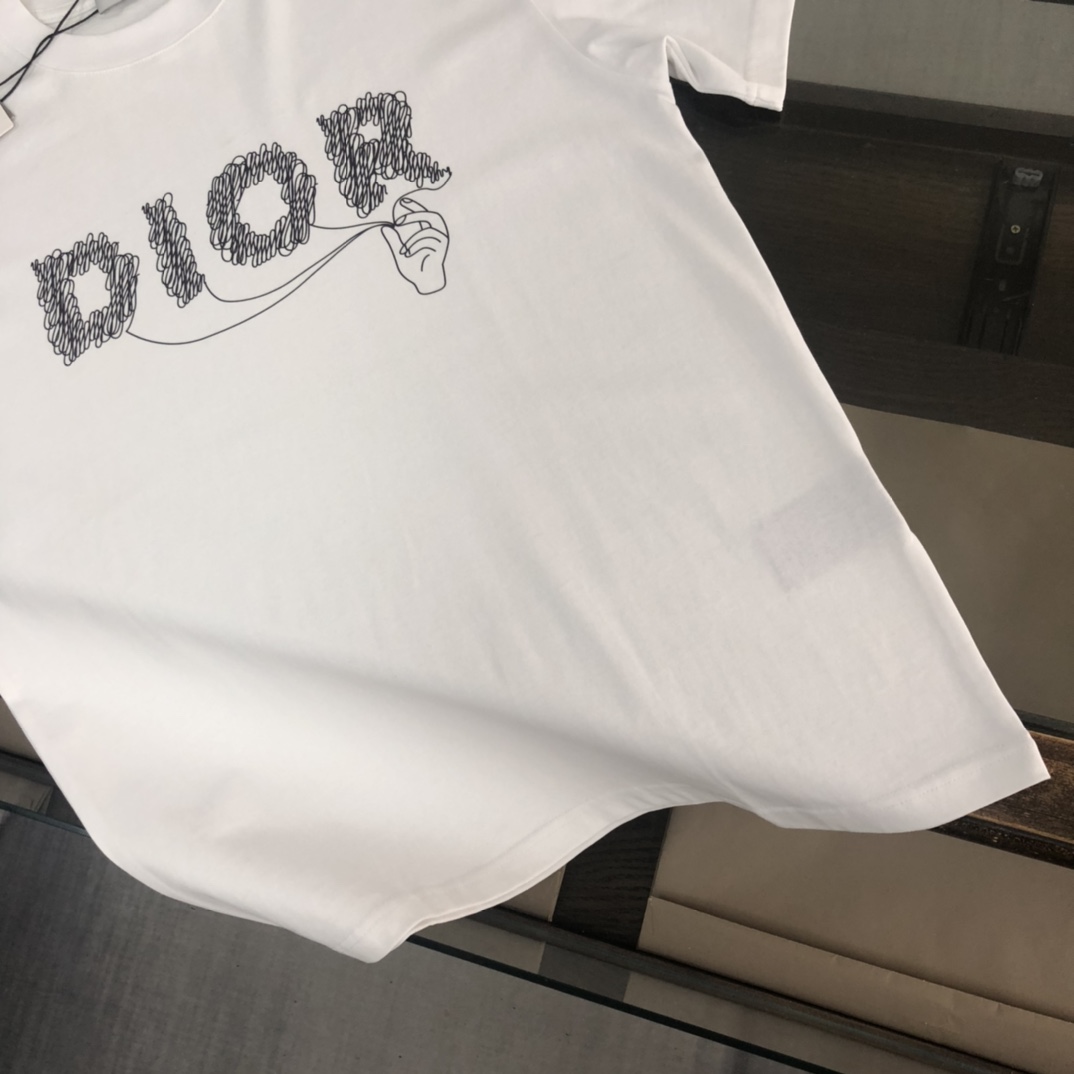 原單Dior迪奧短袖T恤 白色手繪字母Logo線條印花男款上衣| 9 原單Dior迪奧短袖T恤 白色手繪字母Logo線條印花男款上衣
