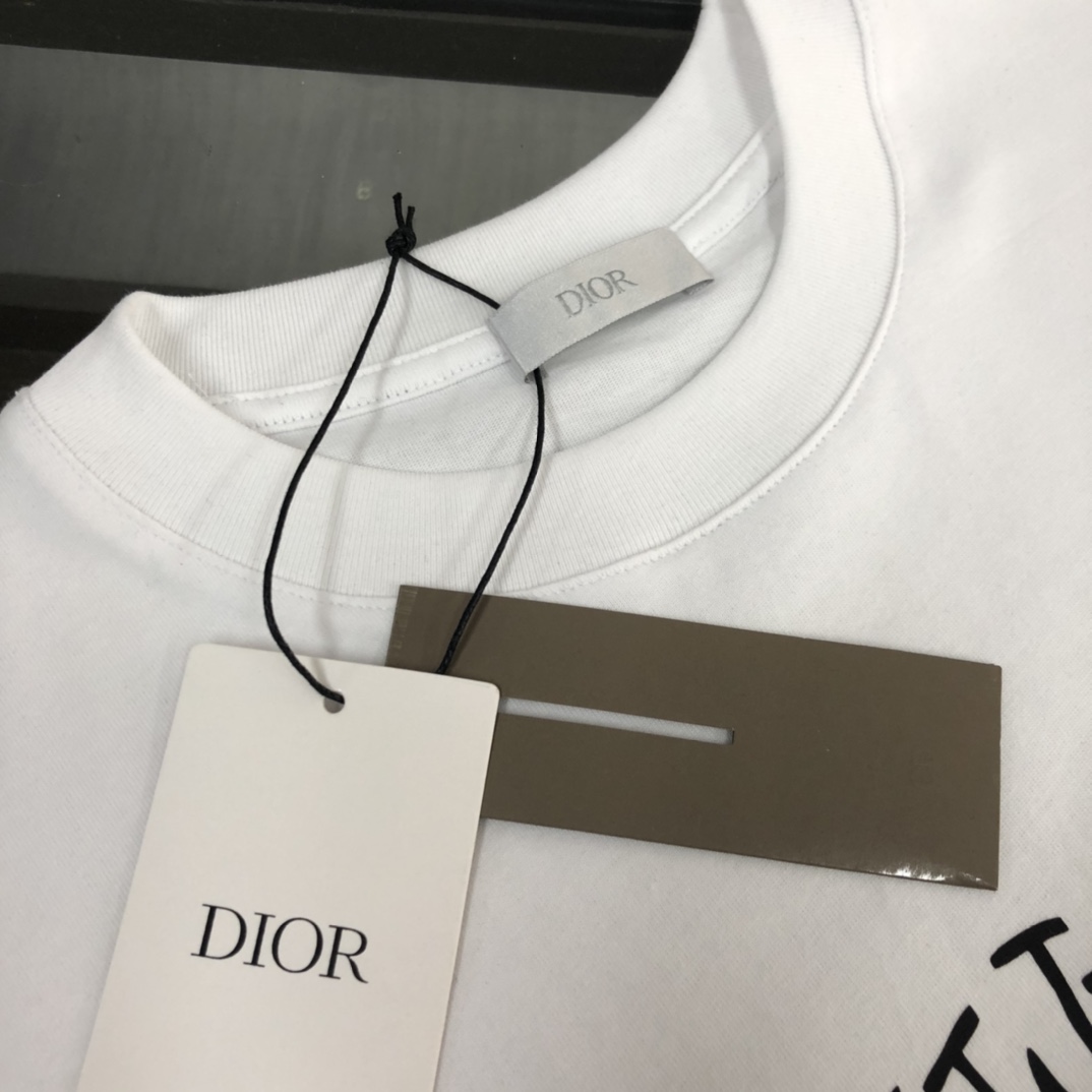 原單Dior迪奧白色短袖T恤 手寫英文標語Logo印花男士上衣| 12 原單Dior迪奧白色短袖T恤 手寫英文標語Logo印花男士上衣