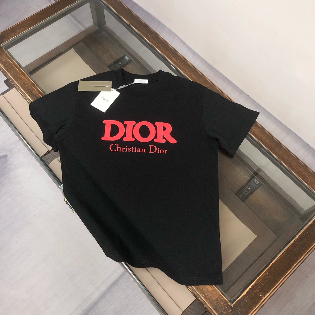 高仿Dior迪奧黑色短袖T恤 紅色Christian Dior Logo原單男裝