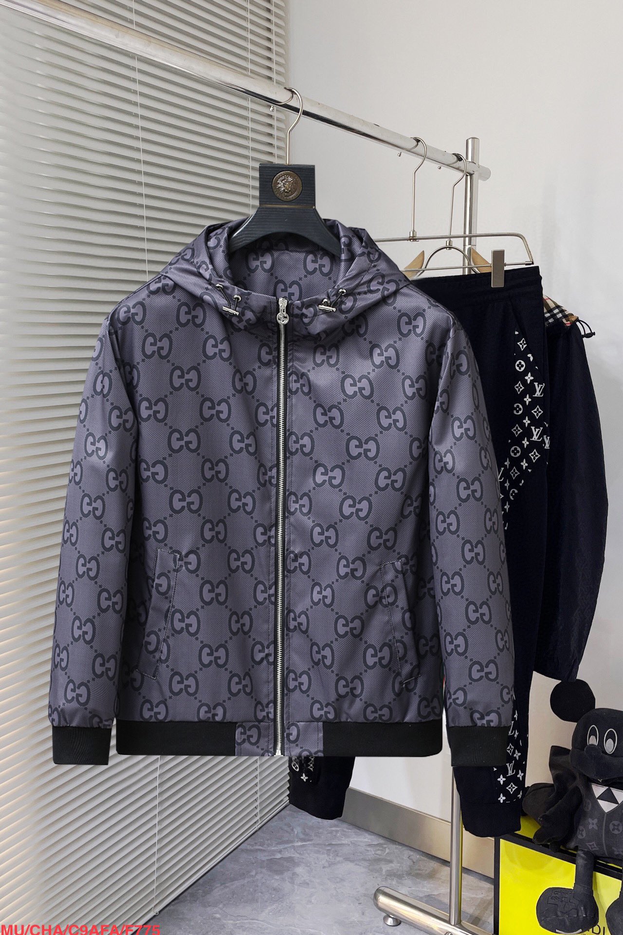 GUCCI 原單雙G滿版連帽外套 男士拉鍊休閒夾克潮流薄款| 3 GUCCI 原單雙G滿版連帽外套 男士拉鍊休閒夾克潮流薄款