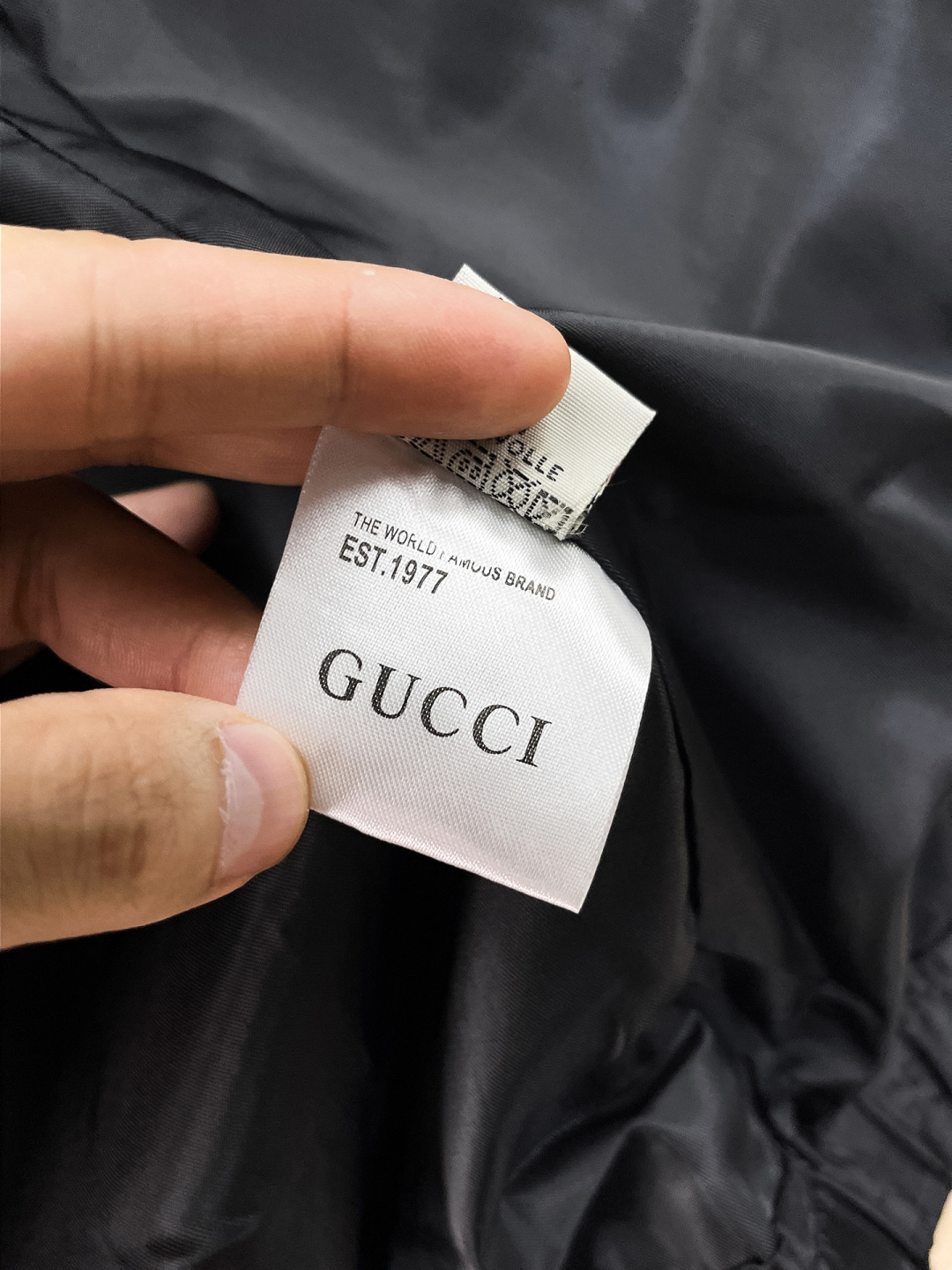 GUCCI 復刻黑色雙G連帽外套 男士潮流拉鍊休閒夾克| 16 GUCCI 復刻黑色雙G連帽外套 男士潮流拉鍊休閒夾克