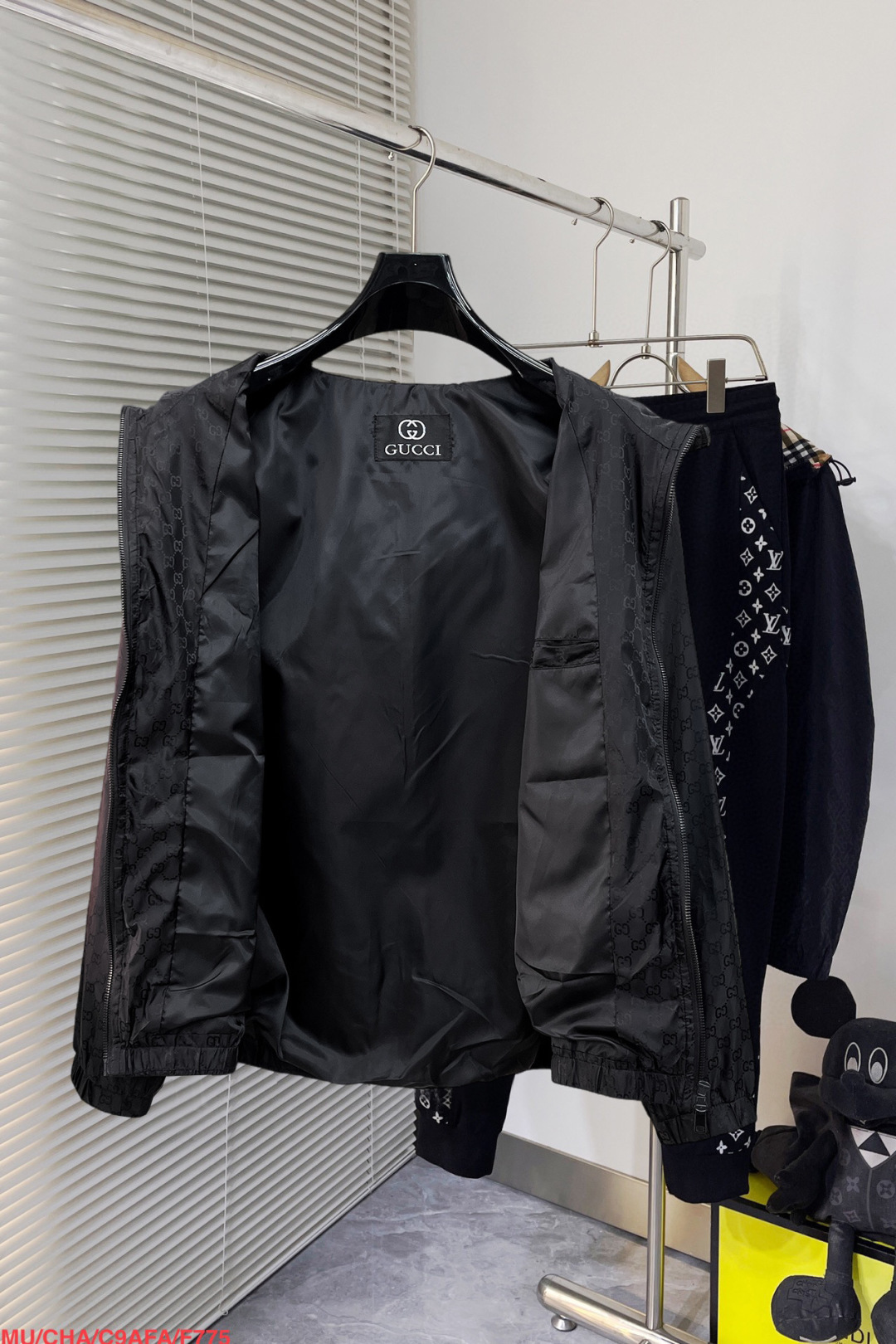 GUCCI 復刻黑色雙G連帽外套 男士潮流拉鍊休閒夾克| 13 GUCCI 復刻黑色雙G連帽外套 男士潮流拉鍊休閒夾克