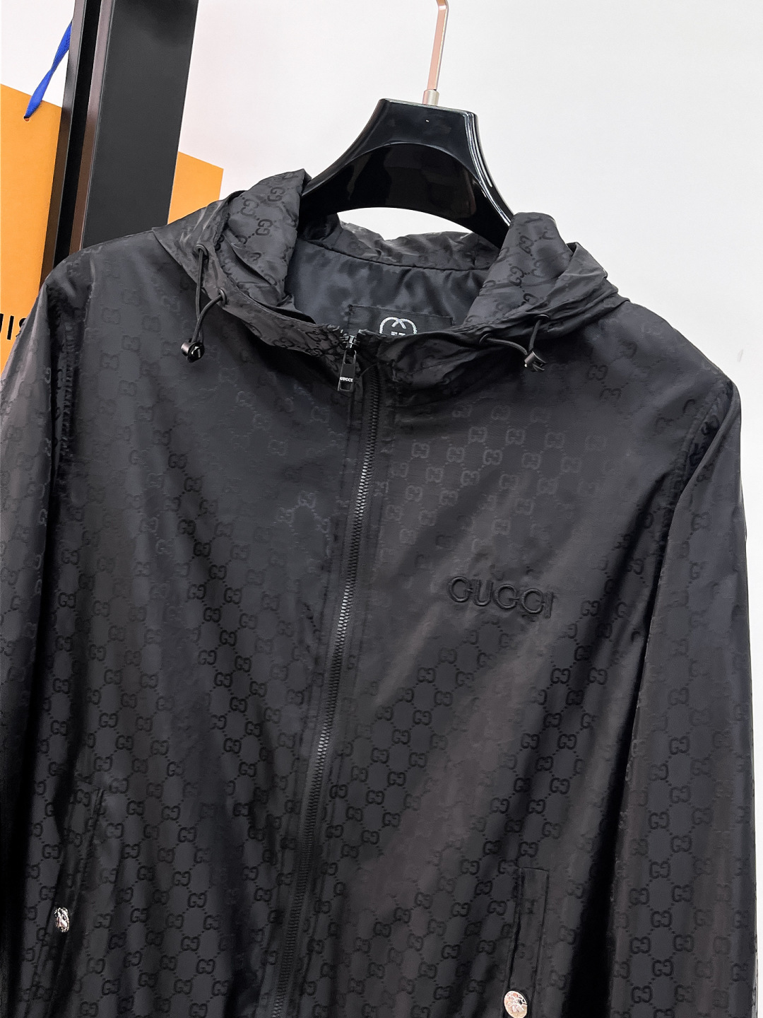 GUCCI 復刻黑色雙G連帽外套 男士潮流拉鍊休閒夾克| 7 GUCCI 復刻黑色雙G連帽外套 男士潮流拉鍊休閒夾克
