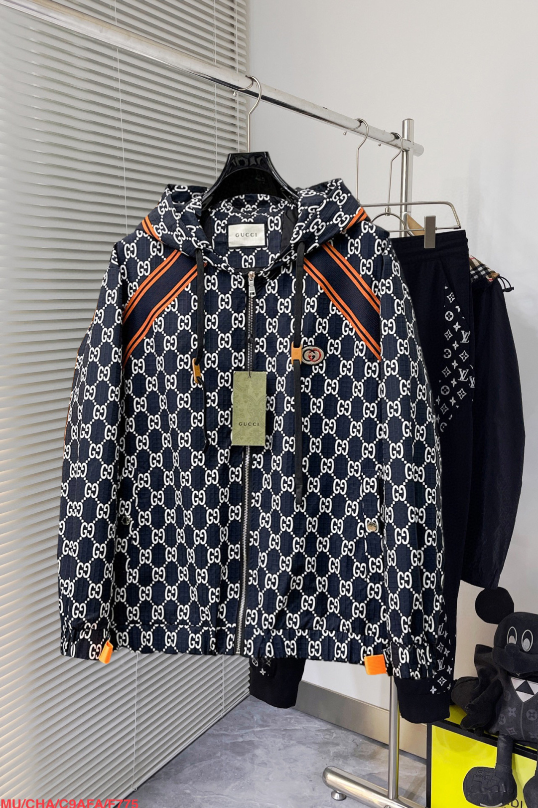 GUCCI 高仿滿版雙G外套 男士橘色織帶連帽拉鍊夾克潮流款| 3 GUCCI 高仿滿版雙G外套 男士橘色織帶連帽拉鍊夾克潮流款