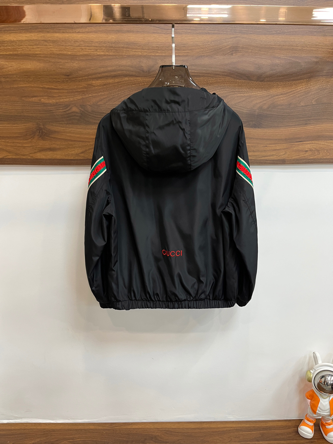 Gucci 原單連帽外套 男士黑色拉鍊防風夾克休閒外套| 10 Gucci 原單連帽外套 男士黑色拉鍊防風夾克休閒外套
