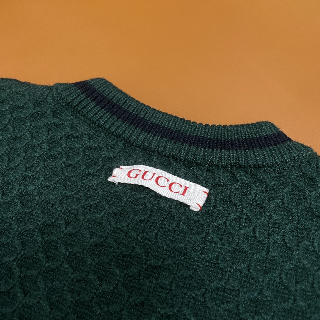 Gucci 原單針織毛衣 男士綠色立體紋理長袖圓領上衣| 12 Gucci 原單針織毛衣 男士綠色立體紋理長袖圓領上衣