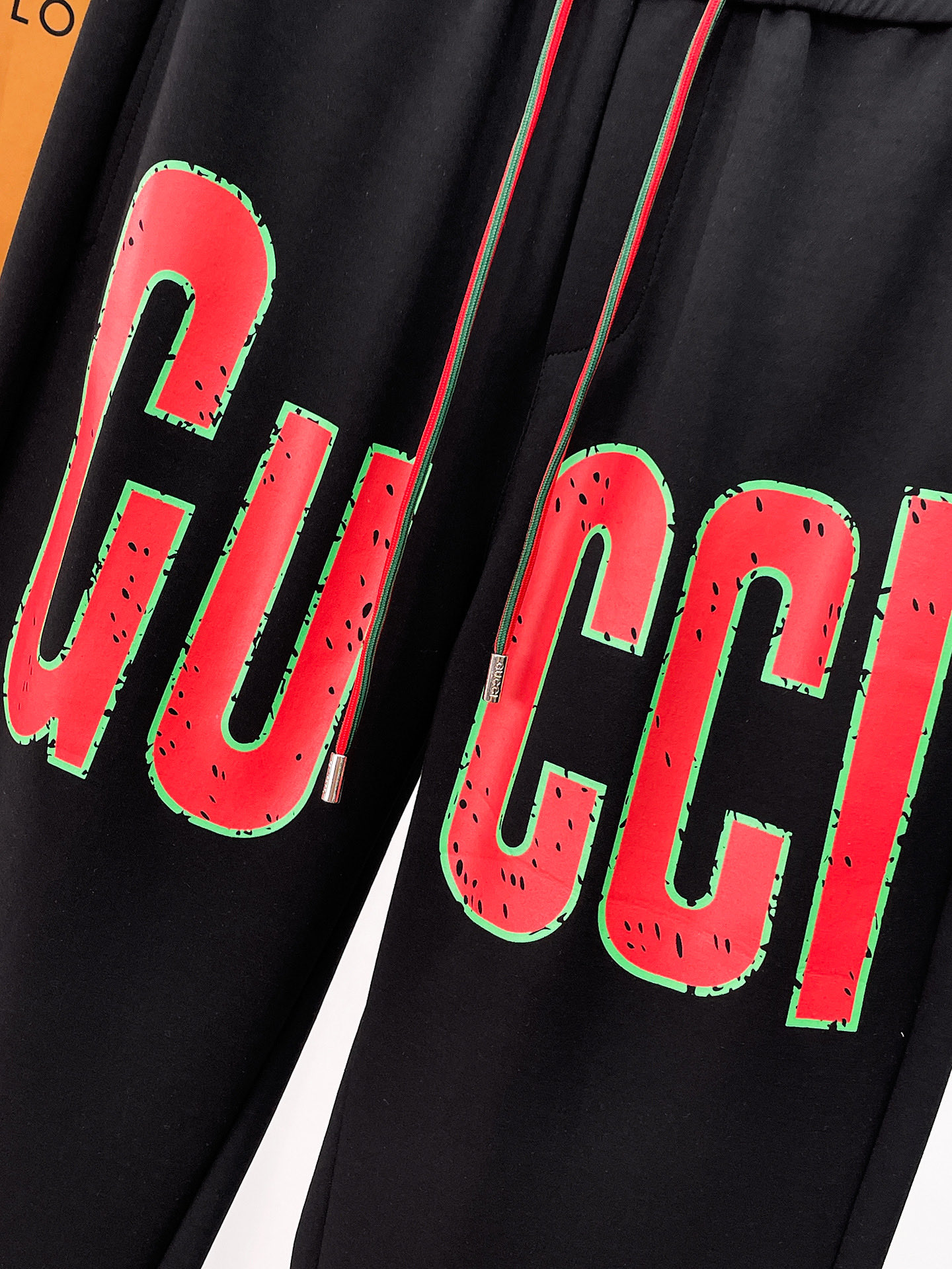 GUCCI 原單大字母印花運動長褲男士寬鬆直筒休閒褲| 12 GUCCI 原單大字母印花運動長褲男士寬鬆直筒休閒褲