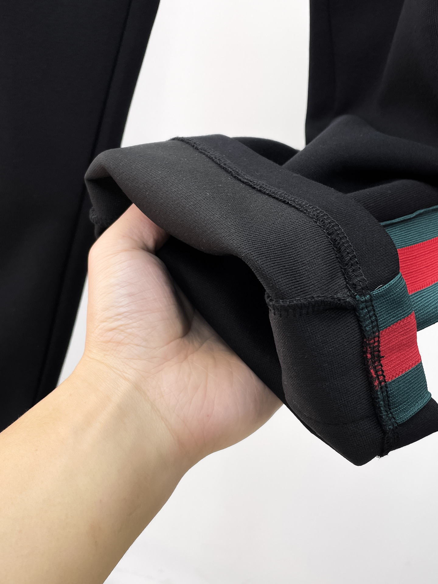 GUCCI 復刻側條紋運動長褲男士修身休閒直筒褲| 16 GUCCI 復刻側條紋運動長褲男士修身休閒直筒褲