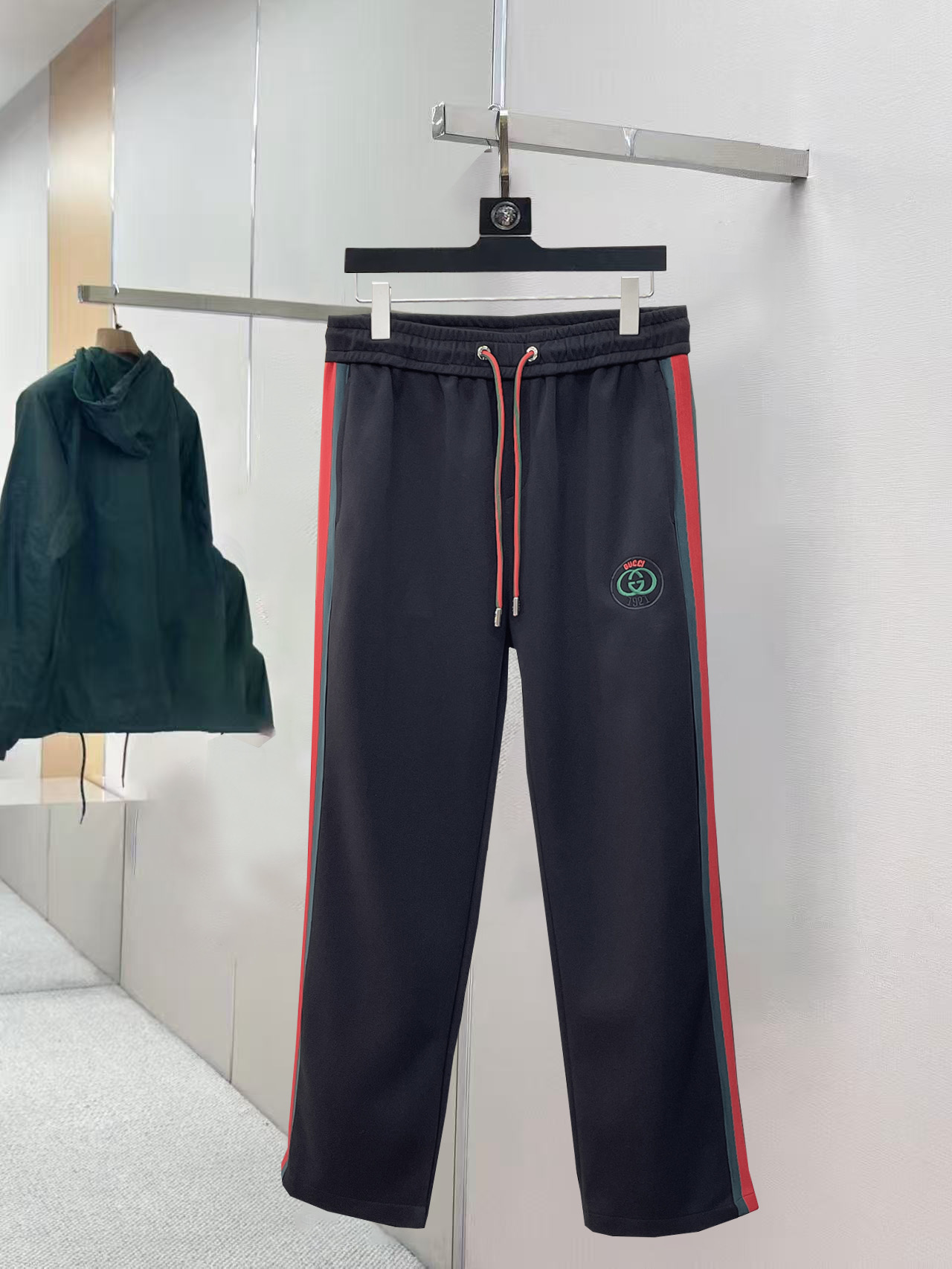 GUCCI 高仿紅綠條紋運動長褲男士休閒寬鬆直筒褲