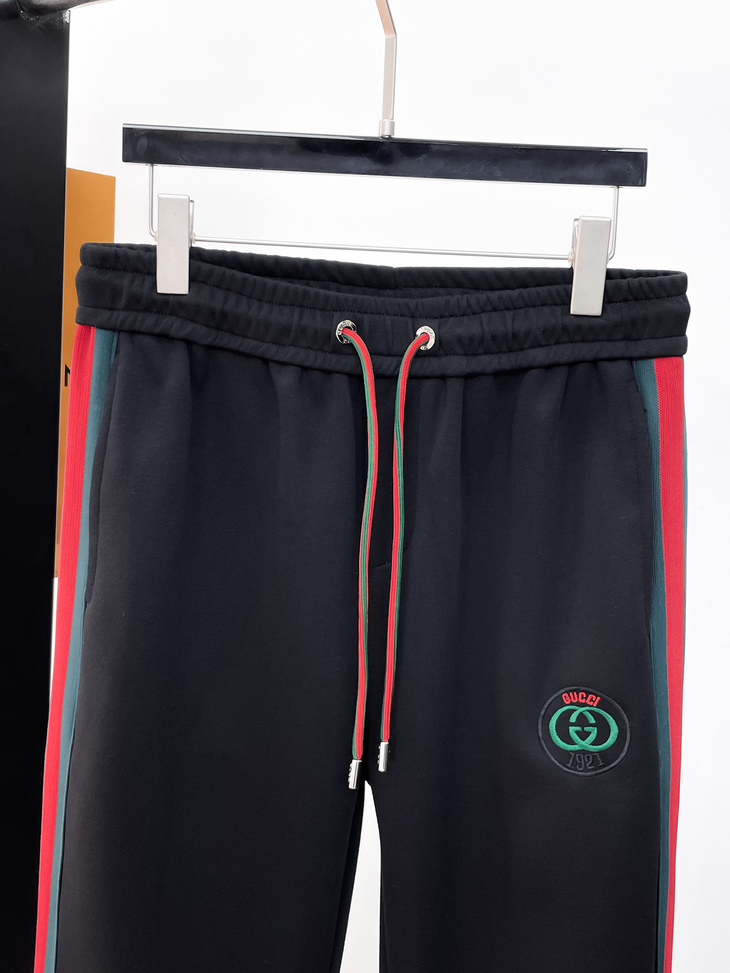 GUCCI 復刻側條紋運動長褲男士修身休閒直筒褲| 12 GUCCI 復刻側條紋運動長褲男士修身休閒直筒褲