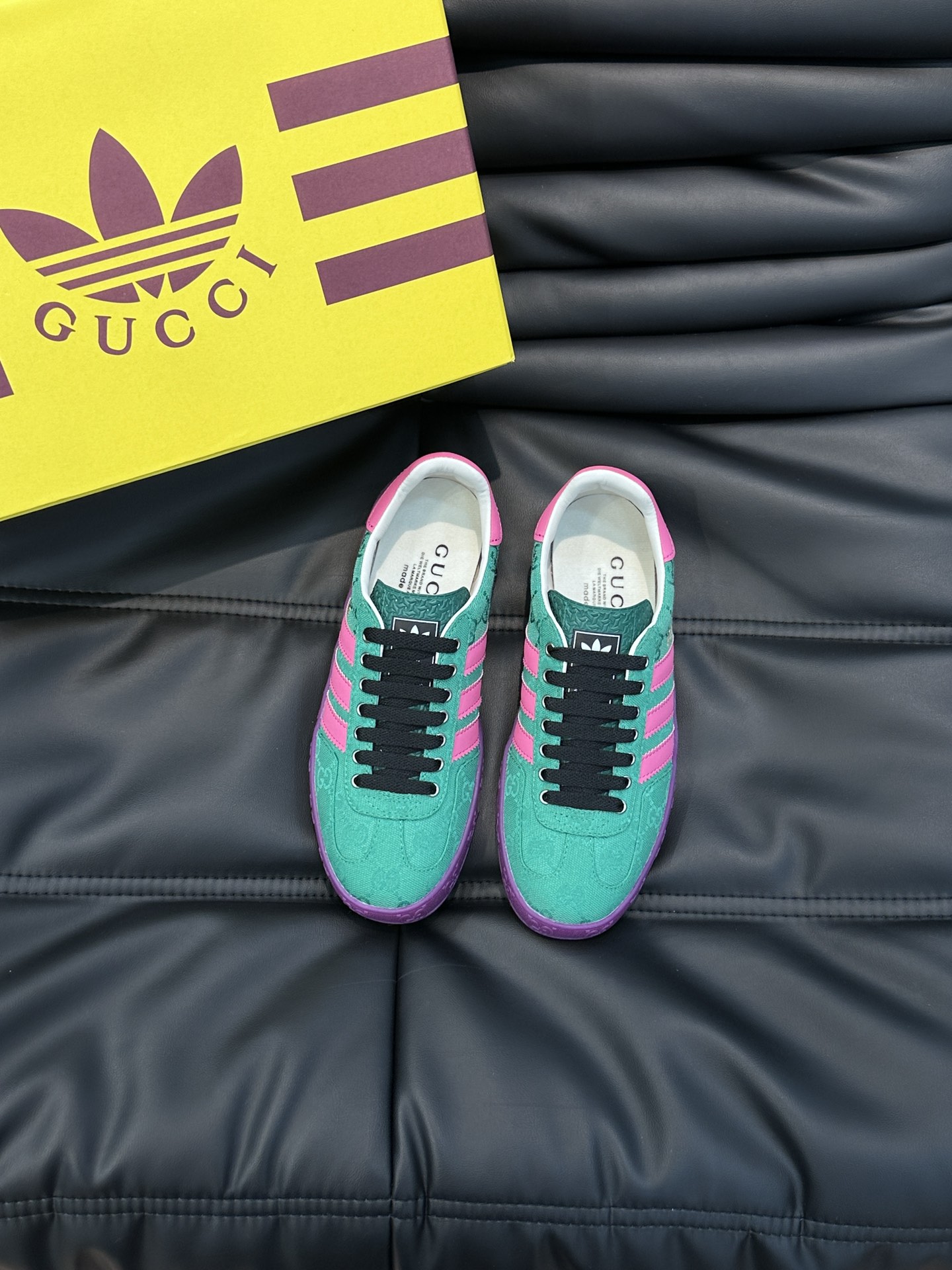 GUCCI高仿×adidas Gazelle聯名休閒鞋 綠色GG粉紅三條紋撞色板鞋