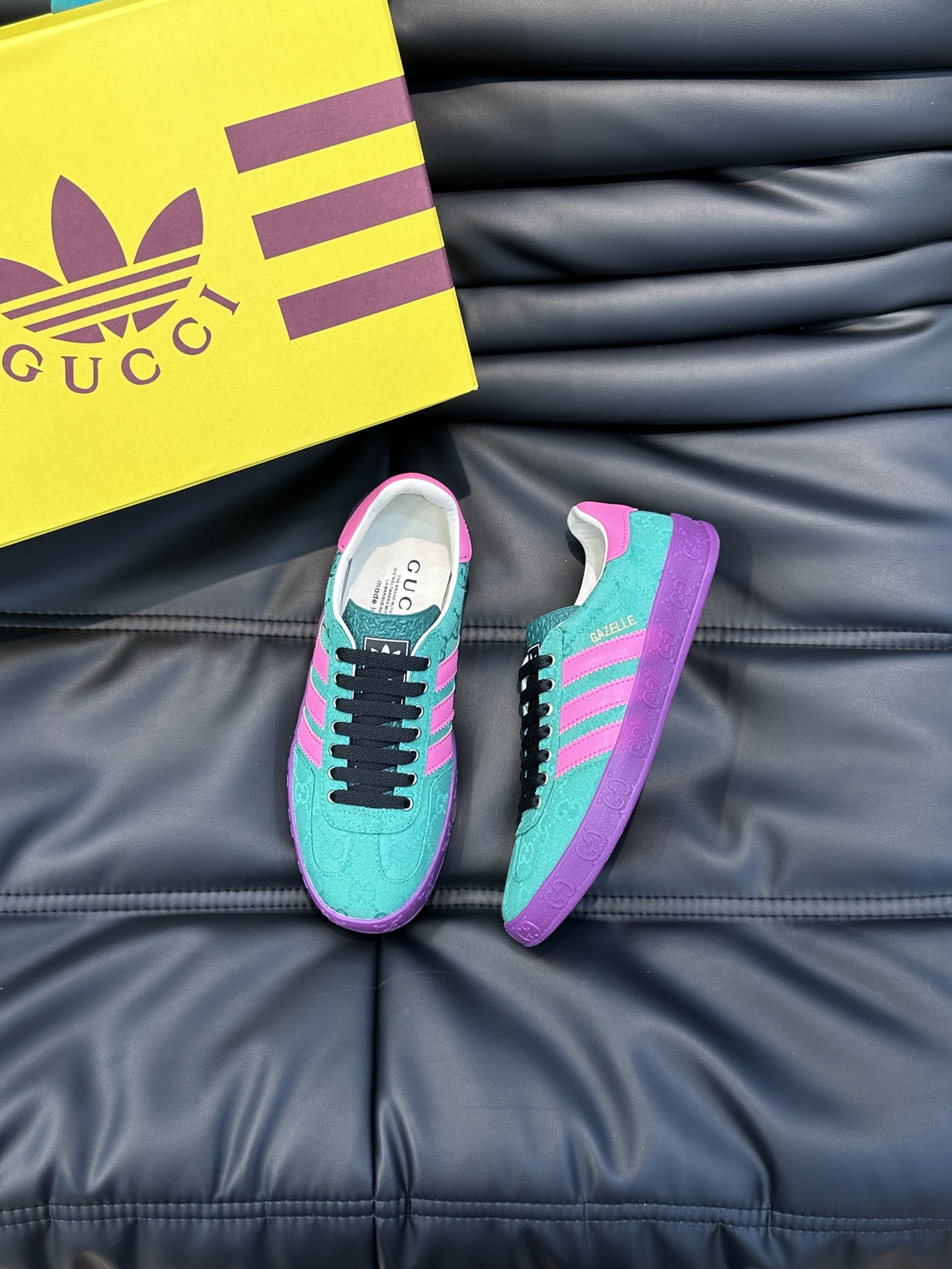 GUCCI高仿×adidas Gazelle聯名休閒鞋 綠色GG粉紅三條紋撞色板鞋| 14 GUCCI高仿×adidas Gazelle聯名休閒鞋 綠色GG粉紅三條紋撞色板鞋