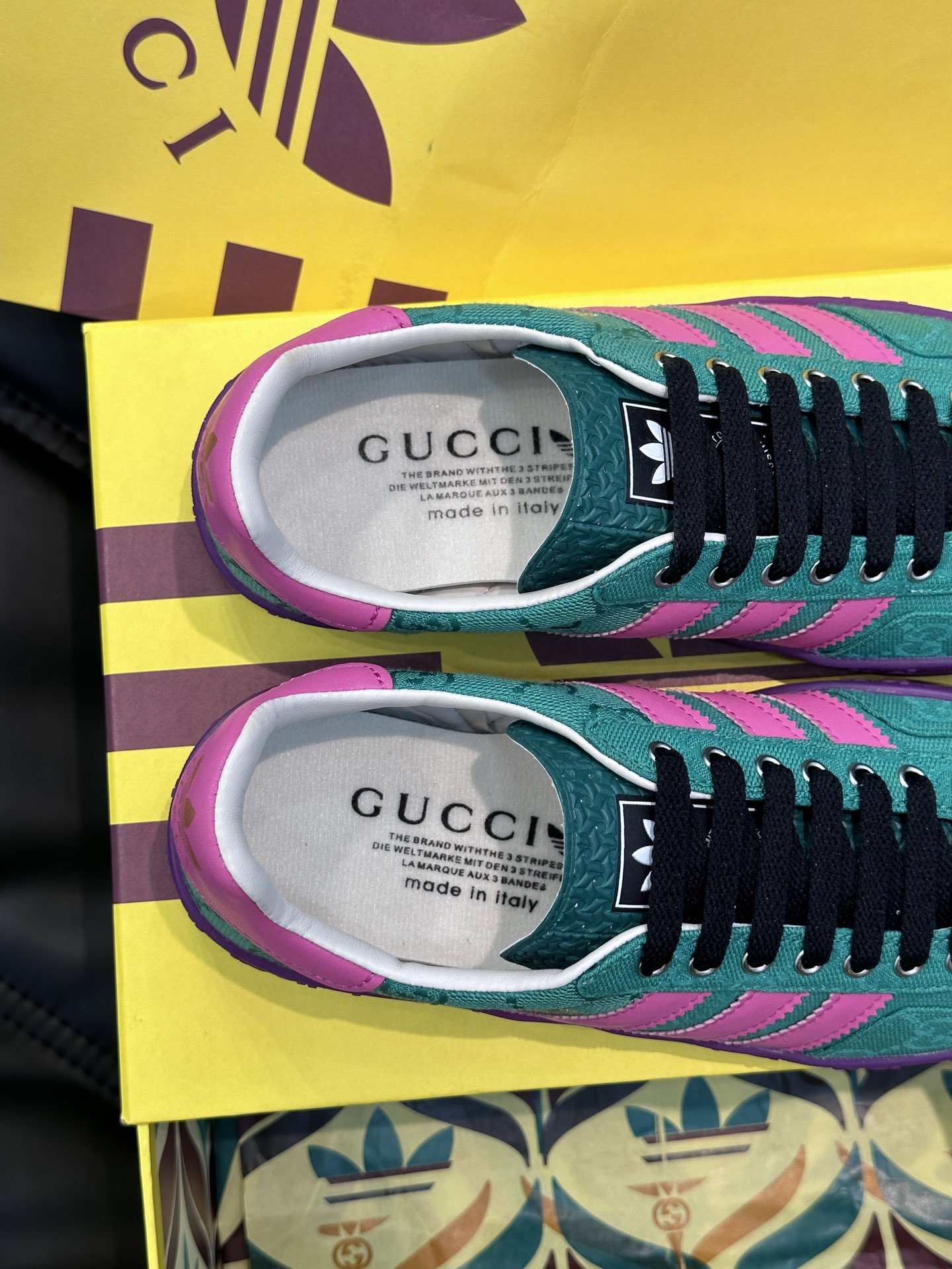 GUCCI高仿×adidas Gazelle聯名休閒鞋 綠色GG粉紅三條紋撞色板鞋| 7 GUCCI高仿×adidas Gazelle聯名休閒鞋 綠色GG粉紅三條紋撞色板鞋