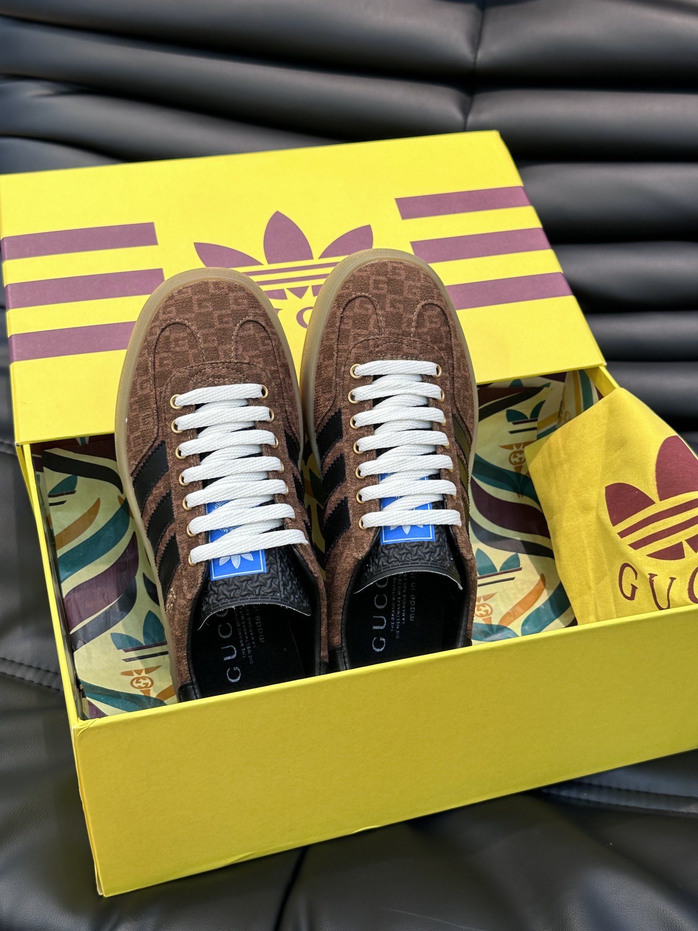 GUCCI復刻×adidas Gazelle聯名休閒鞋 棕色GG紋黑色三條紋復古板鞋| 12 GUCCI復刻×adidas Gazelle聯名休閒鞋 棕色GG紋黑色三條紋復古板鞋