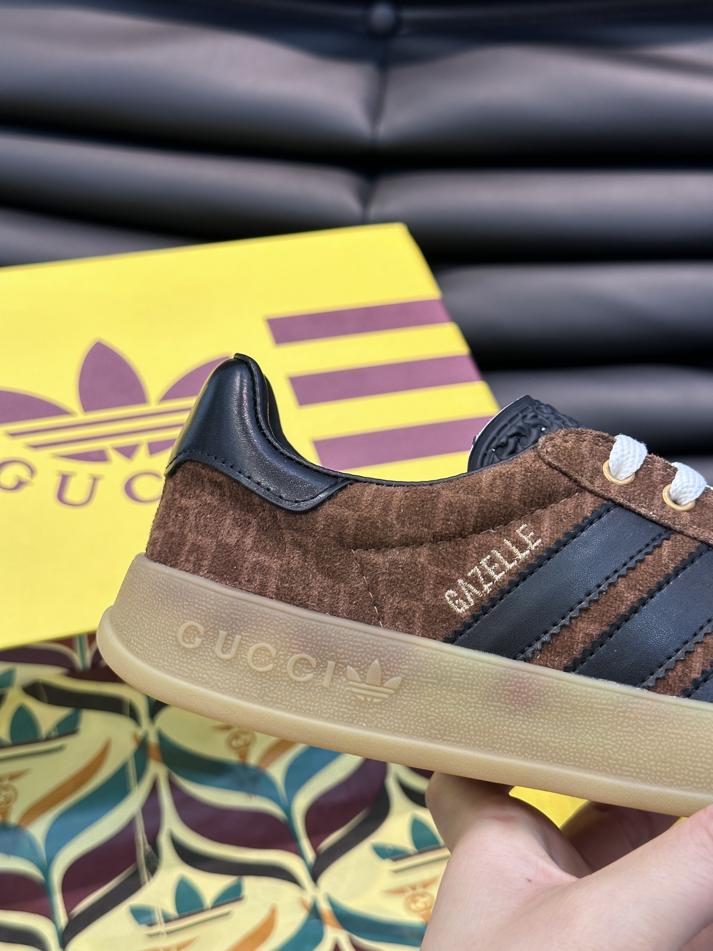 GUCCI復刻×adidas Gazelle聯名休閒鞋 棕色GG紋黑色三條紋復古板鞋| 8 GUCCI復刻×adidas Gazelle聯名休閒鞋 棕色GG紋黑色三條紋復古板鞋