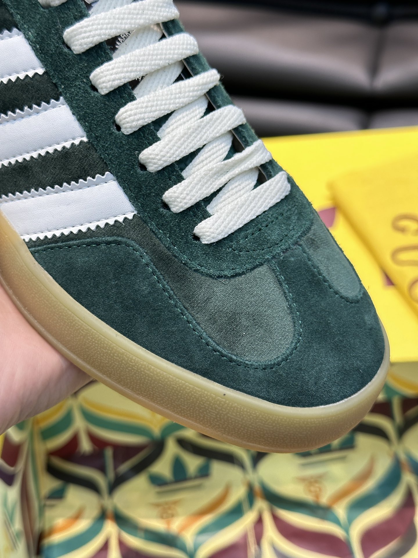 GUCCI原單×adidas Gazelle聯名休閒鞋 墨綠麂皮白色三條紋復古板鞋| 10 GUCCI原單×adidas Gazelle聯名休閒鞋 墨綠麂皮白色三條紋復古板鞋