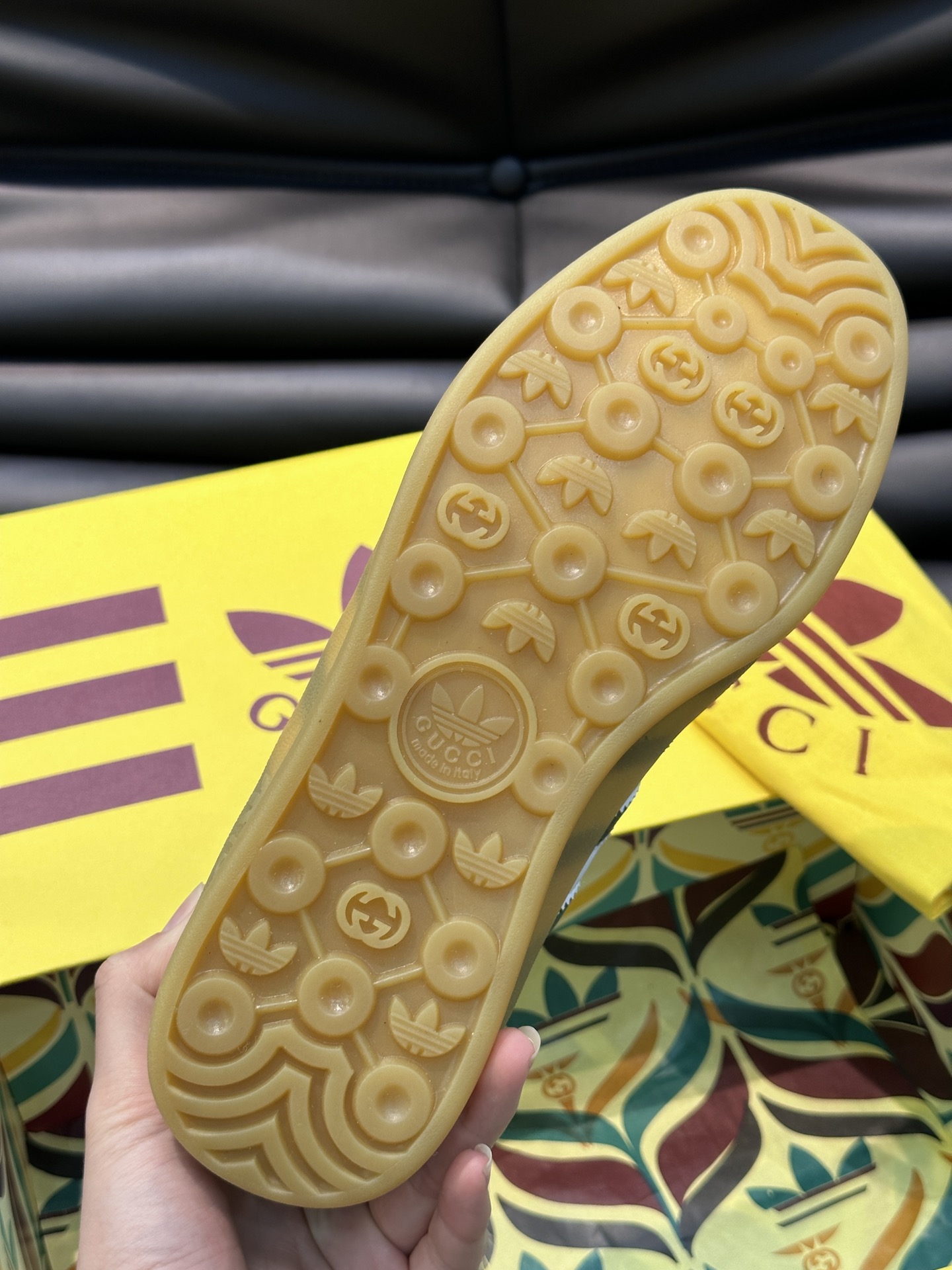 GUCCI原單×adidas Gazelle聯名休閒鞋 墨綠麂皮白色三條紋復古板鞋| 8 GUCCI原單×adidas Gazelle聯名休閒鞋 墨綠麂皮白色三條紋復古板鞋