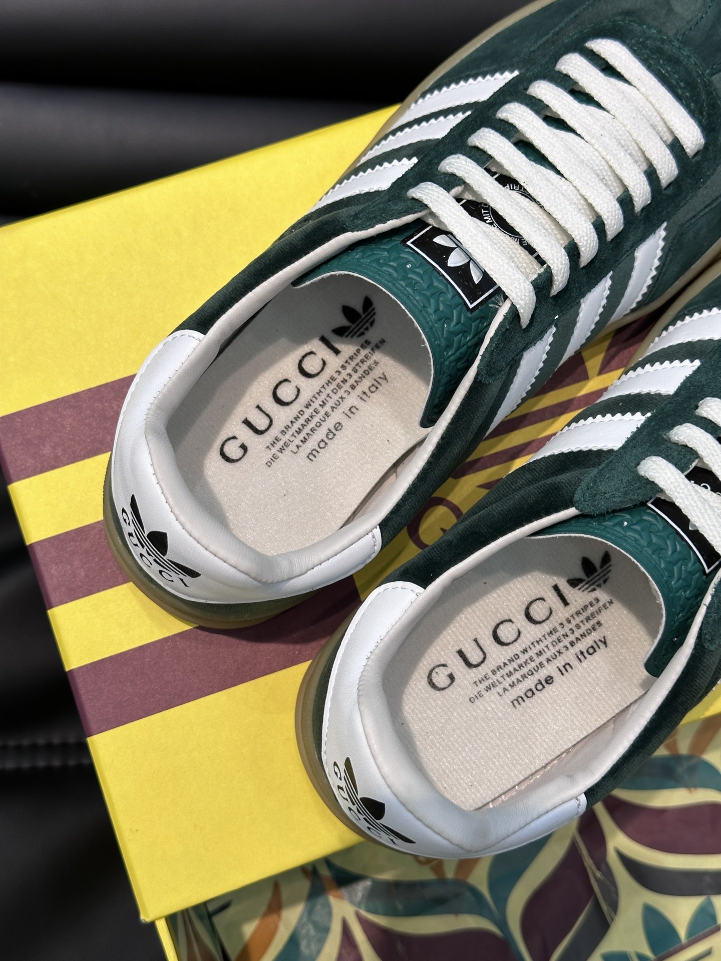 GUCCI原單×adidas Gazelle聯名休閒鞋 墨綠麂皮白色三條紋復古板鞋| 7 GUCCI原單×adidas Gazelle聯名休閒鞋 墨綠麂皮白色三條紋復古板鞋