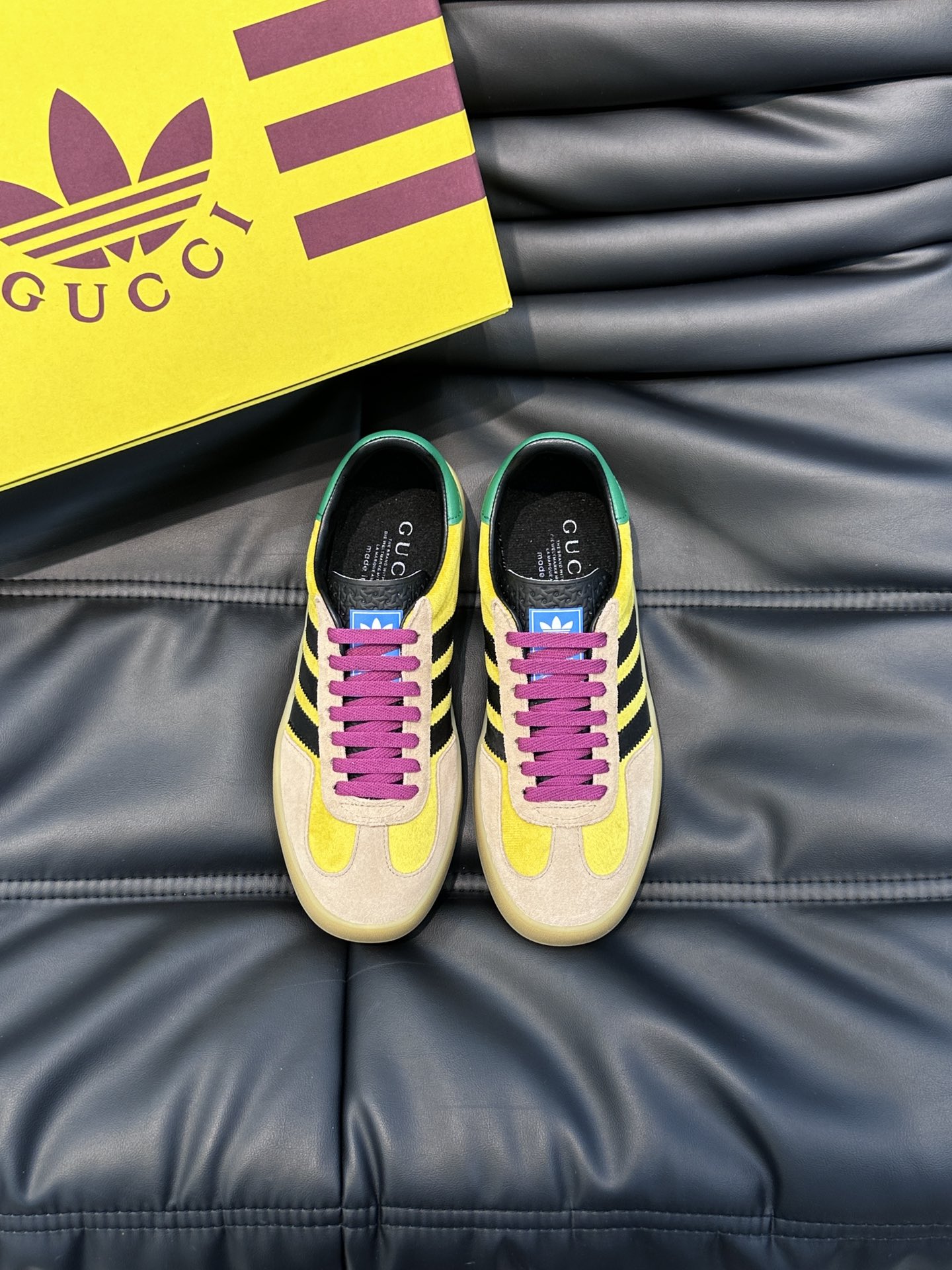 GUCCI高仿×adidas Gazelle聯名休閒鞋 黃色麂皮黑三條紋紫色鞋帶板鞋