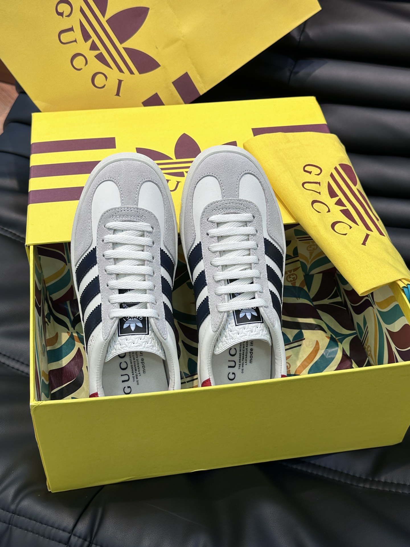 GUCCI復刻×adidas Gazelle聯名休閒鞋 白灰麂皮黑色三條紋復古板鞋| 12 GUCCI復刻×adidas Gazelle聯名休閒鞋 白灰麂皮黑色三條紋復古板鞋