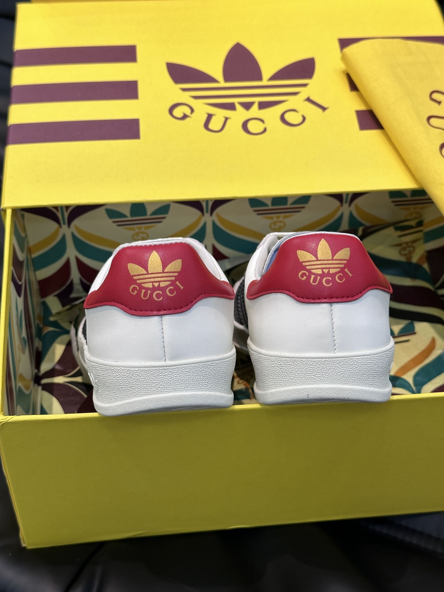 GUCCI復刻×adidas Gazelle聯名休閒鞋 白灰麂皮黑色三條紋復古板鞋| 9 GUCCI復刻×adidas Gazelle聯名休閒鞋 白灰麂皮黑色三條紋復古板鞋