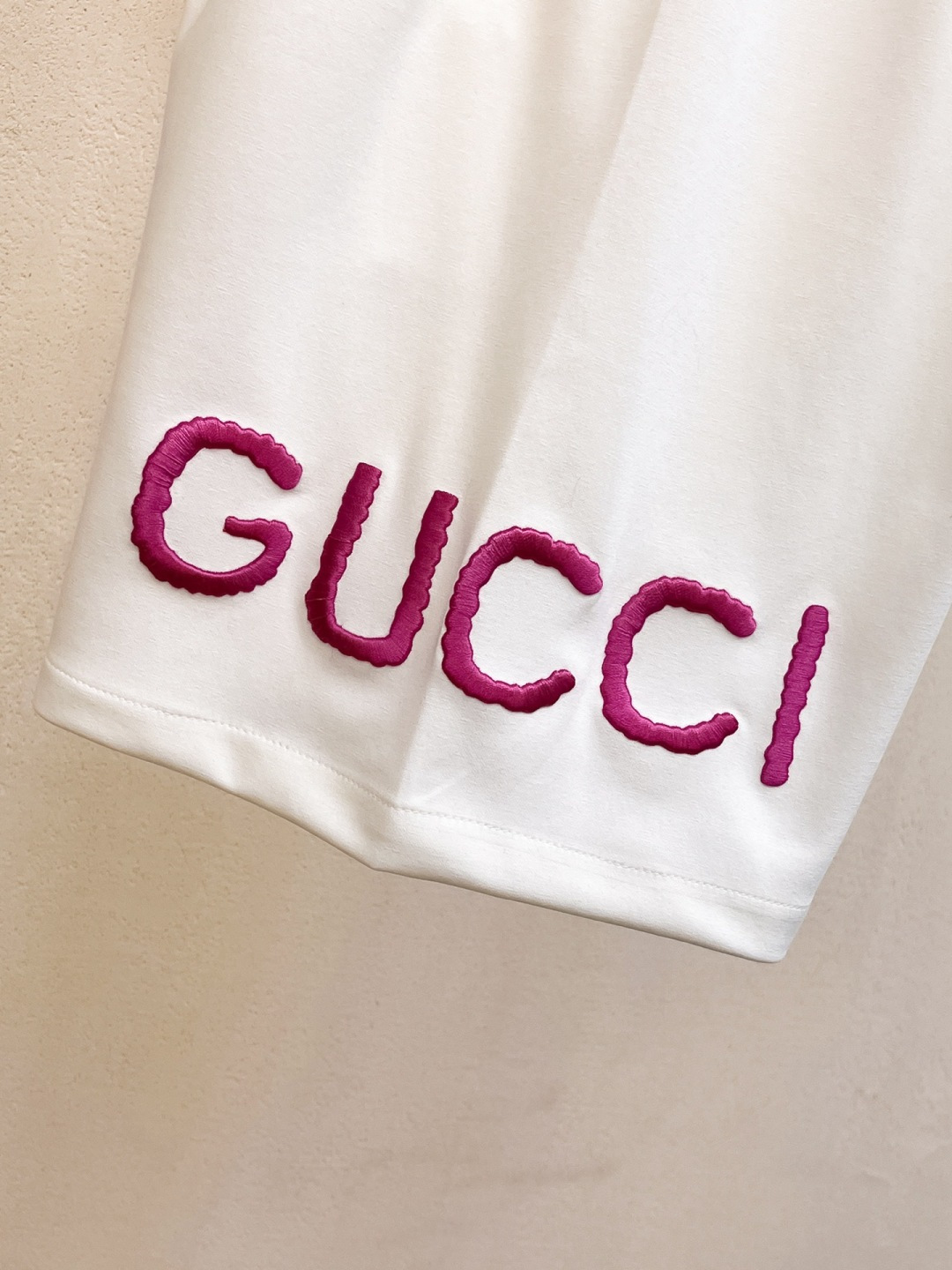 GUCCI 一比一刺繡字母短褲男士白色純棉休閒運動褲| 8 GUCCI 一比一刺繡字母短褲男士白色純棉休閒運動褲
