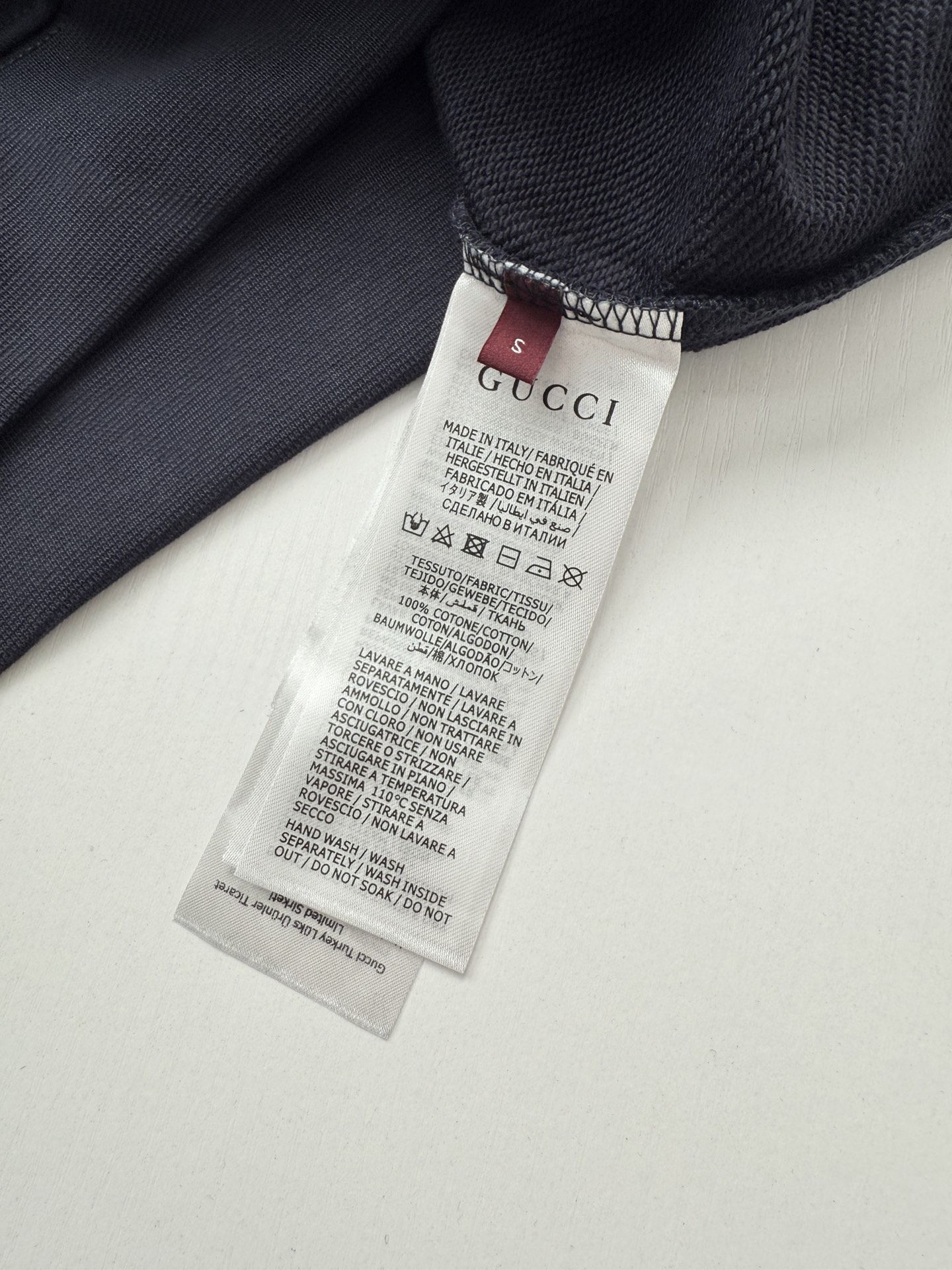 Gucci 高仿刺繡LOGO衛衣 男士黑色圓領長袖休閒上衣| 10 Gucci 高仿刺繡LOGO衛衣 男士黑色圓領長袖休閒上衣