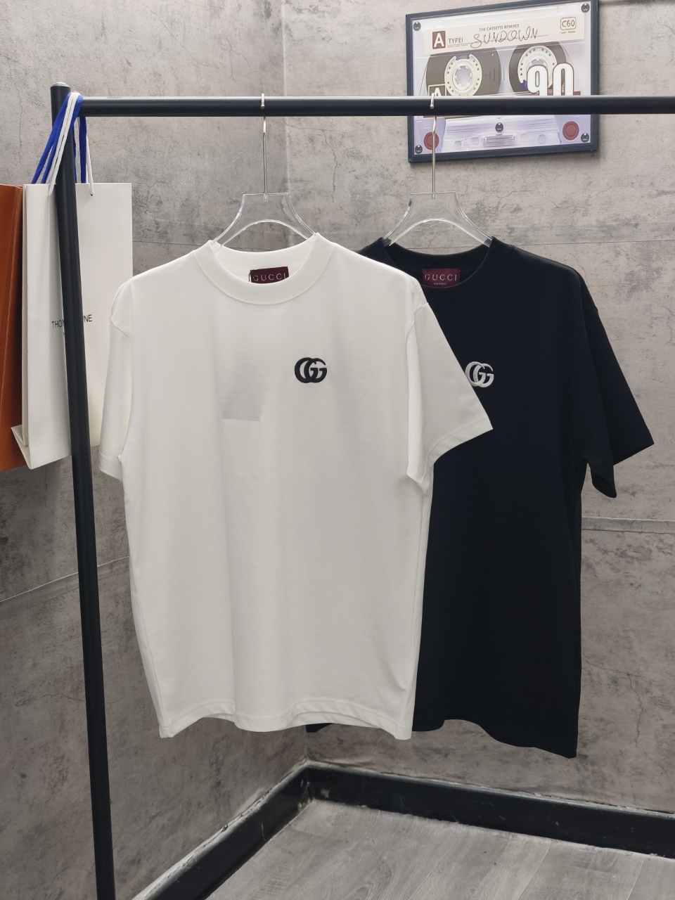 GUCCI 高仿雙G刺繡短袖T恤男士純棉圓領休閒百搭款| 12 GUCCI 高仿雙G刺繡短袖T恤男士純棉圓領休閒百搭款