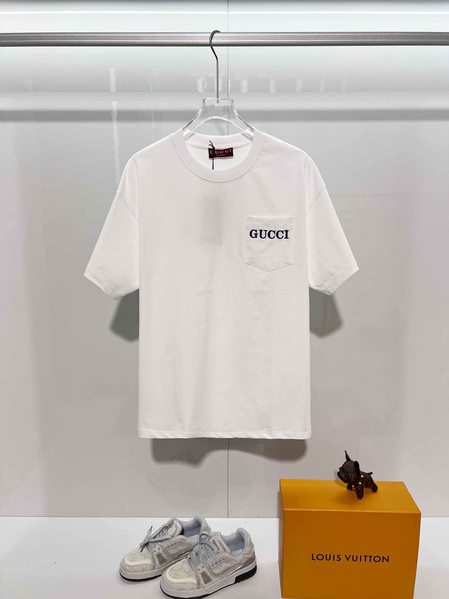 GUCCI 復刻口袋LOGO短袖T恤男士白色純棉百搭款| 3 GUCCI 復刻口袋LOGO短袖T恤男士白色純棉百搭款