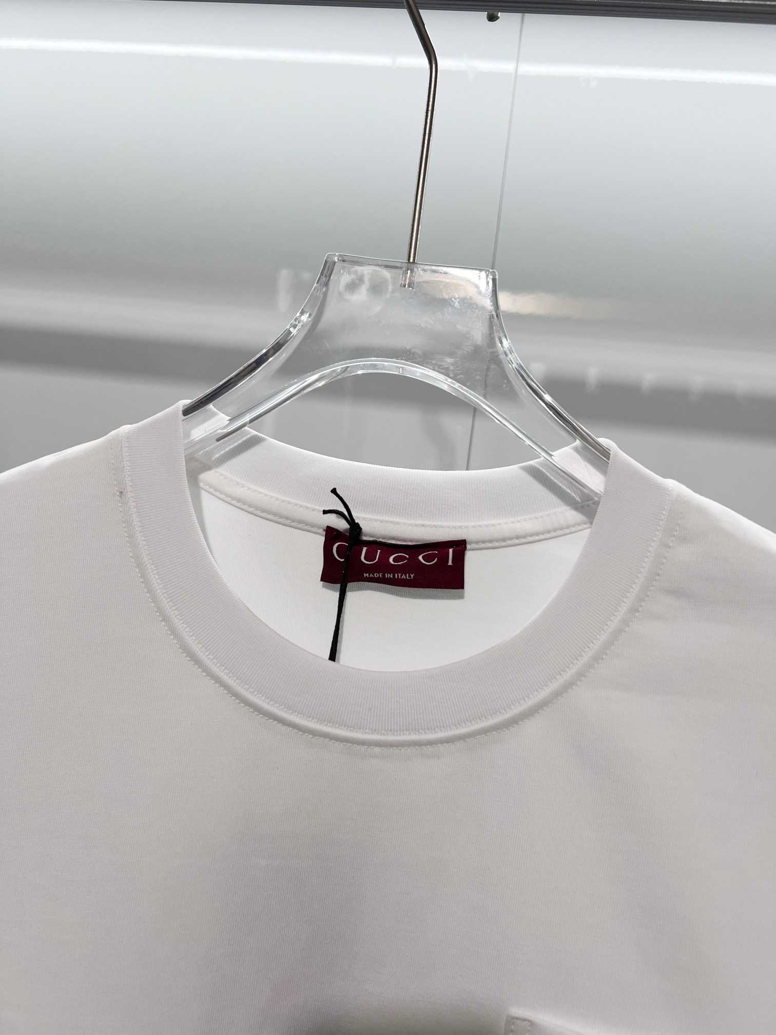 GUCCI 復刻口袋LOGO短袖T恤男士白色純棉百搭款| 7 GUCCI 復刻口袋LOGO短袖T恤男士白色純棉百搭款