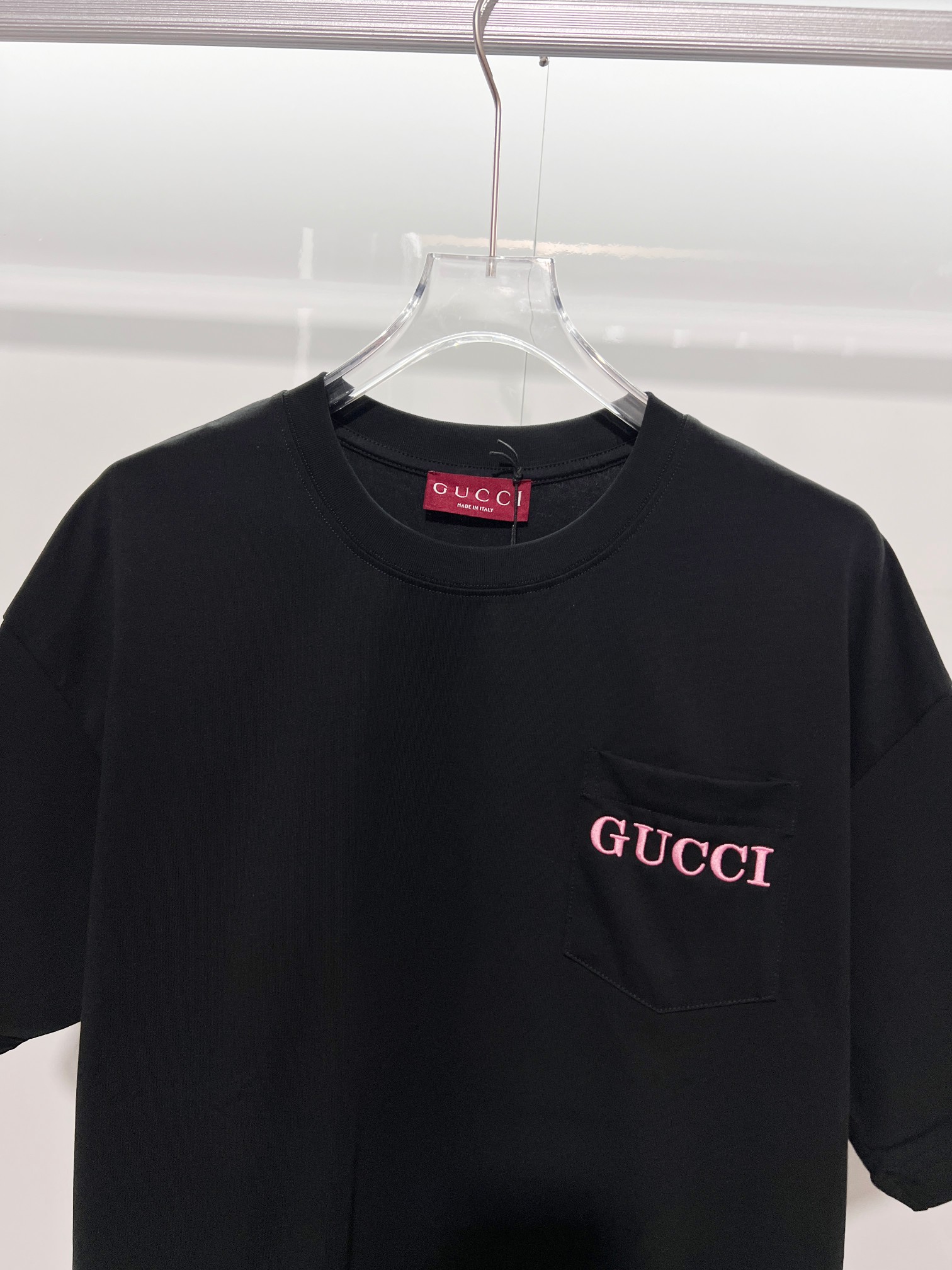 GUCCI 高仿口袋刺繡短袖T恤男士黑色純棉圓領休閒上衣| 13 GUCCI 高仿口袋刺繡短袖T恤男士黑色純棉圓領休閒上衣