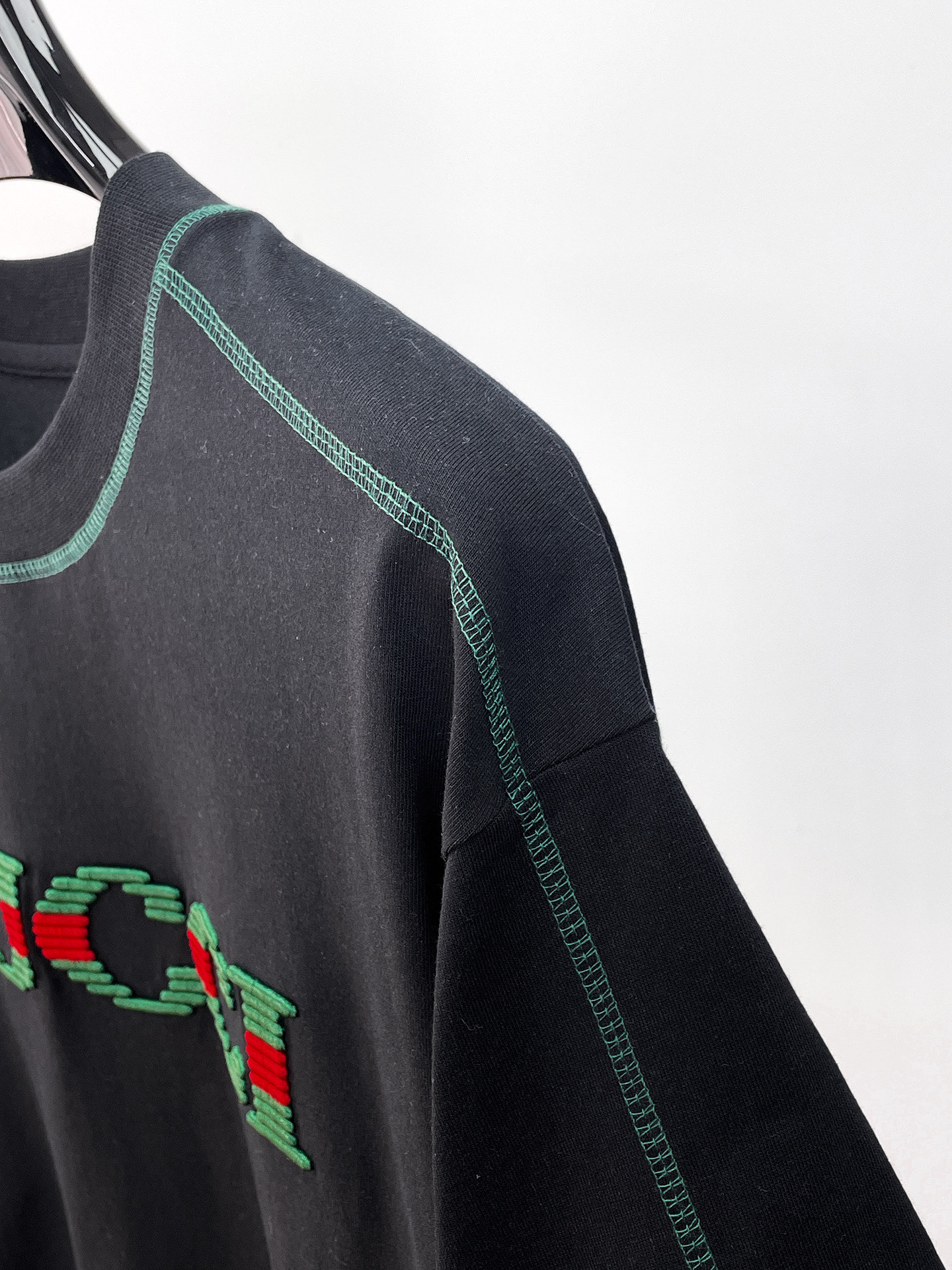Gucci 古驰 高仿 刺繡Logo短袖T恤 黑色百搭款| 9 Gucci 古驰 高仿 刺繡Logo短袖T恤 黑色百搭款