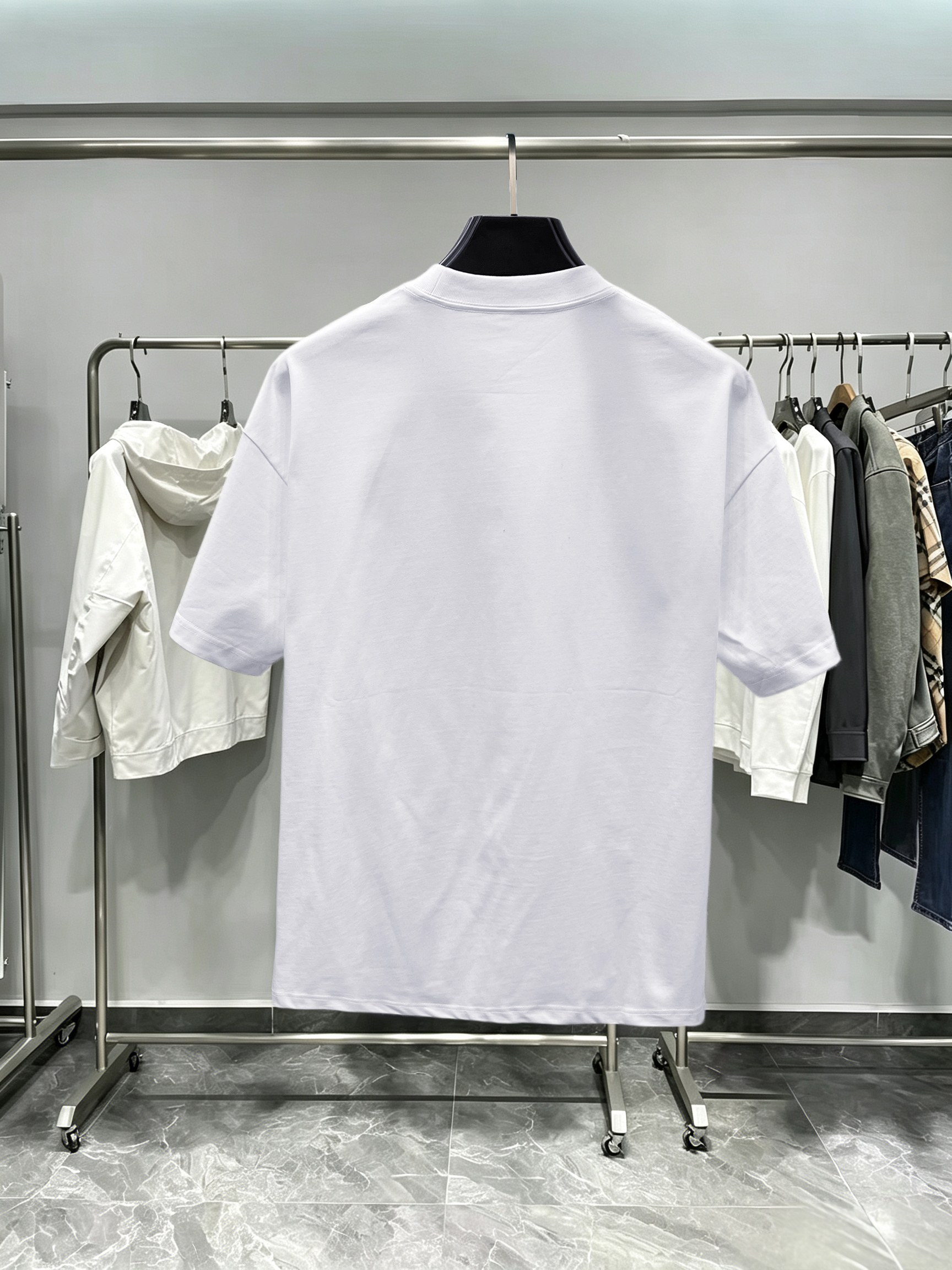 GUCCI 復刻字母印花短袖T恤 男士白色圓領休閒百搭上衣