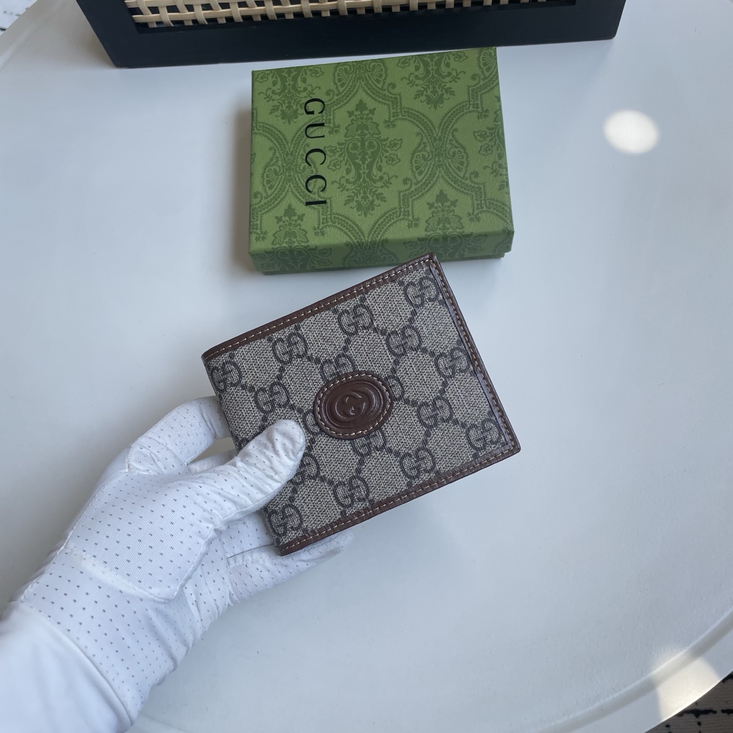 Gucci 高仿 GG Supreme Interlocking G徽章男士短夾 棕色| 11 Gucci 高仿 GG Supreme Interlocking G徽章男士短夾 棕色