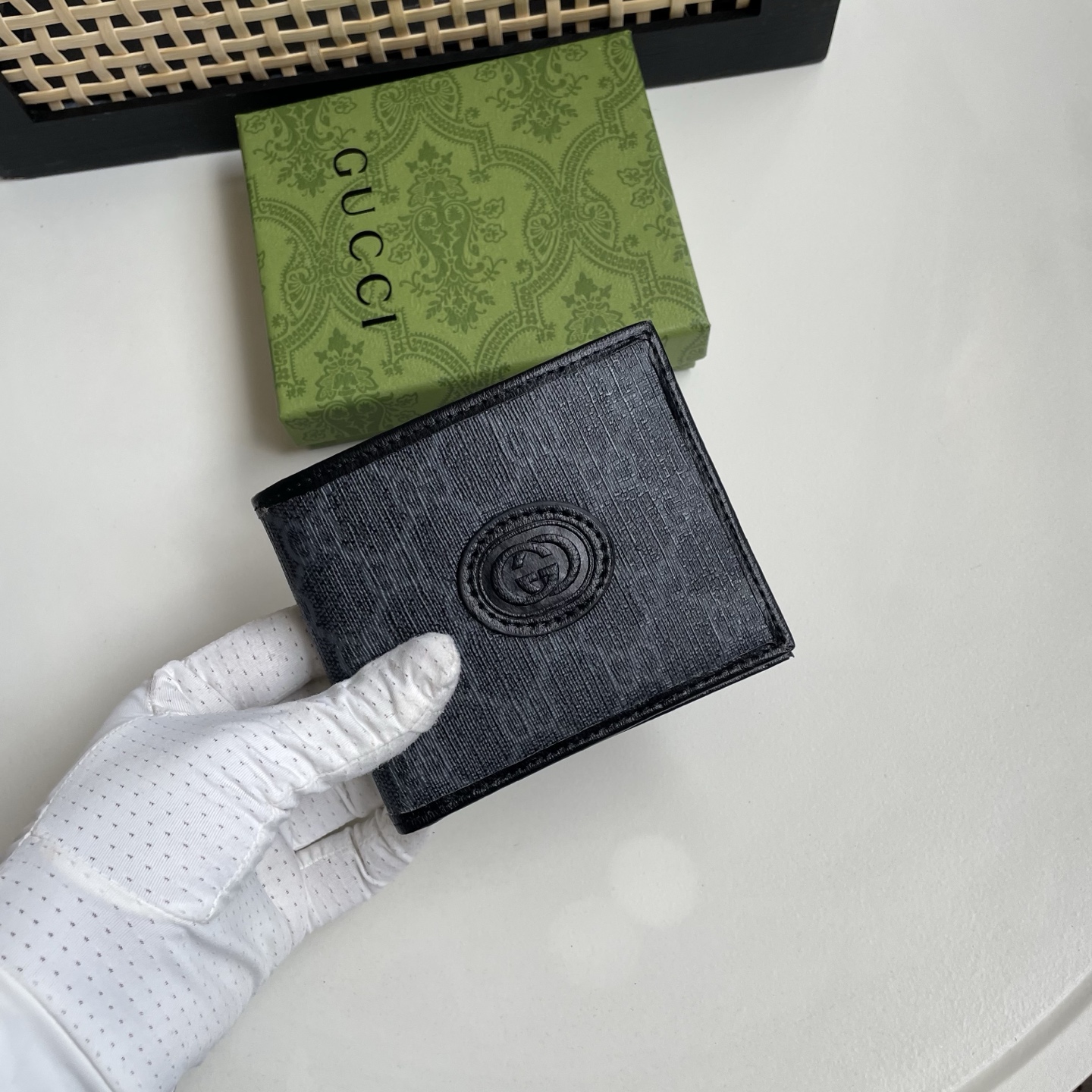 Gucci 一比一 GG Supreme Interlocking G徽章男士短夾 黑灰色| 12 Gucci 一比一 GG Supreme Interlocking G徽章男士短夾 黑灰色