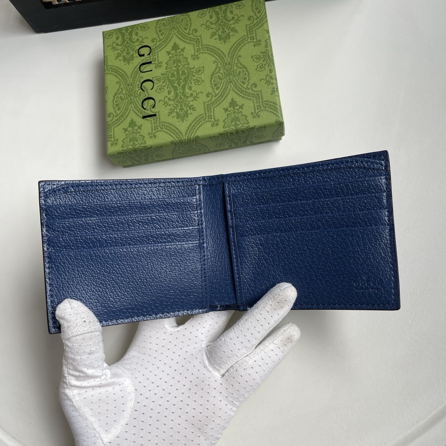 Gucci 高仿 雙G標誌荔枝紋皮革男士短夾 深藍色| 7 Gucci 高仿 雙G標誌荔枝紋皮革男士短夾 深藍色