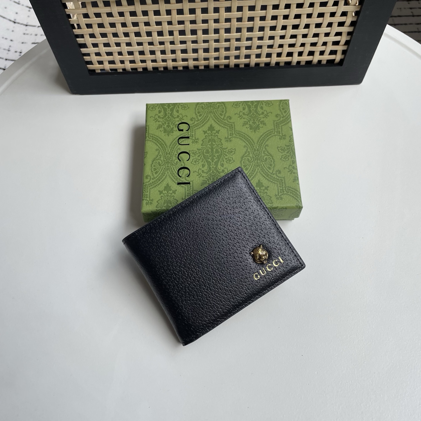 Gucci 一比一 貓頭金屬標誌荔枝紋男士短夾 黑色