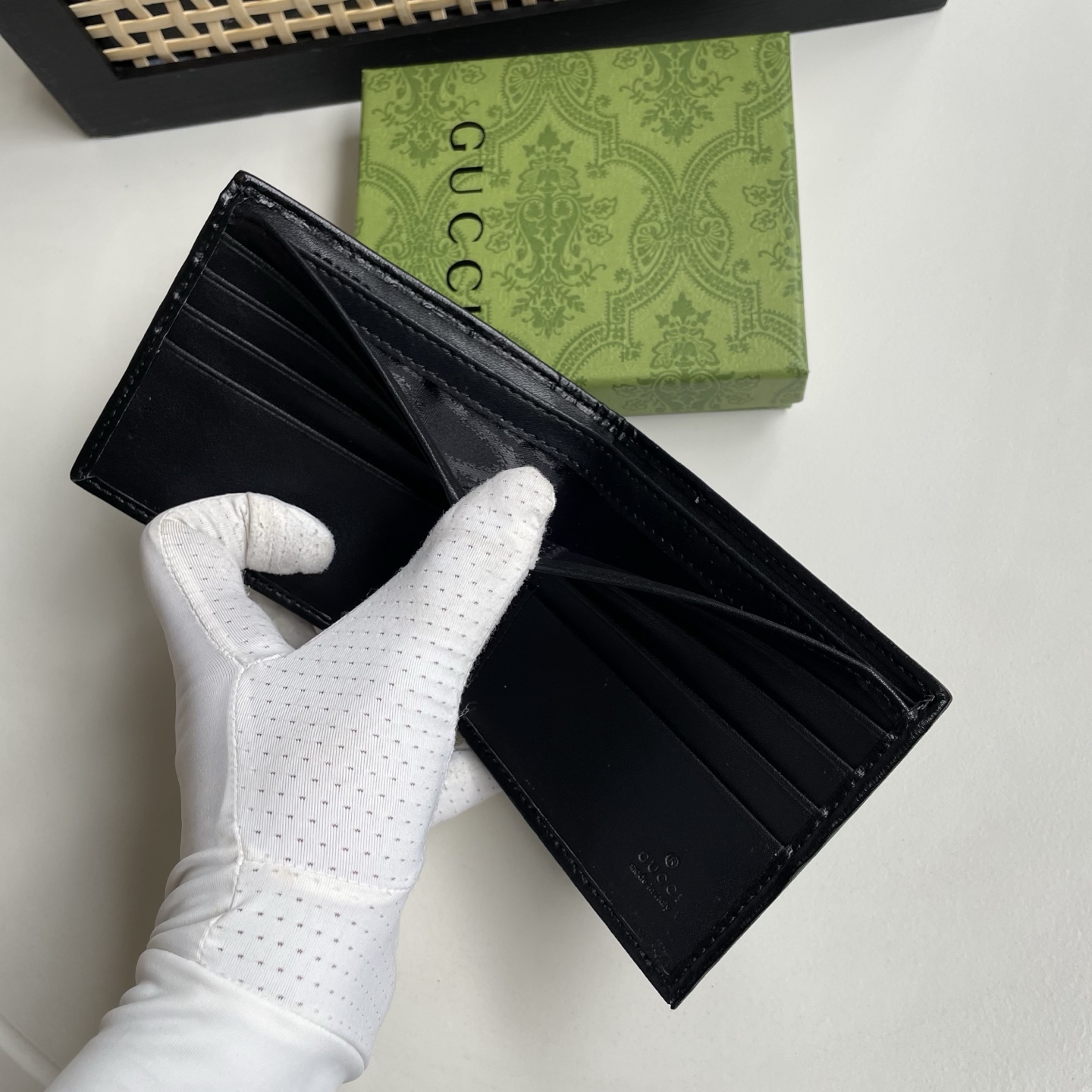 Gucci 高仿 GG壓紋皮革雙G金屬男士短夾 黑色| 8 Gucci 高仿 GG壓紋皮革雙G金屬男士短夾 黑色