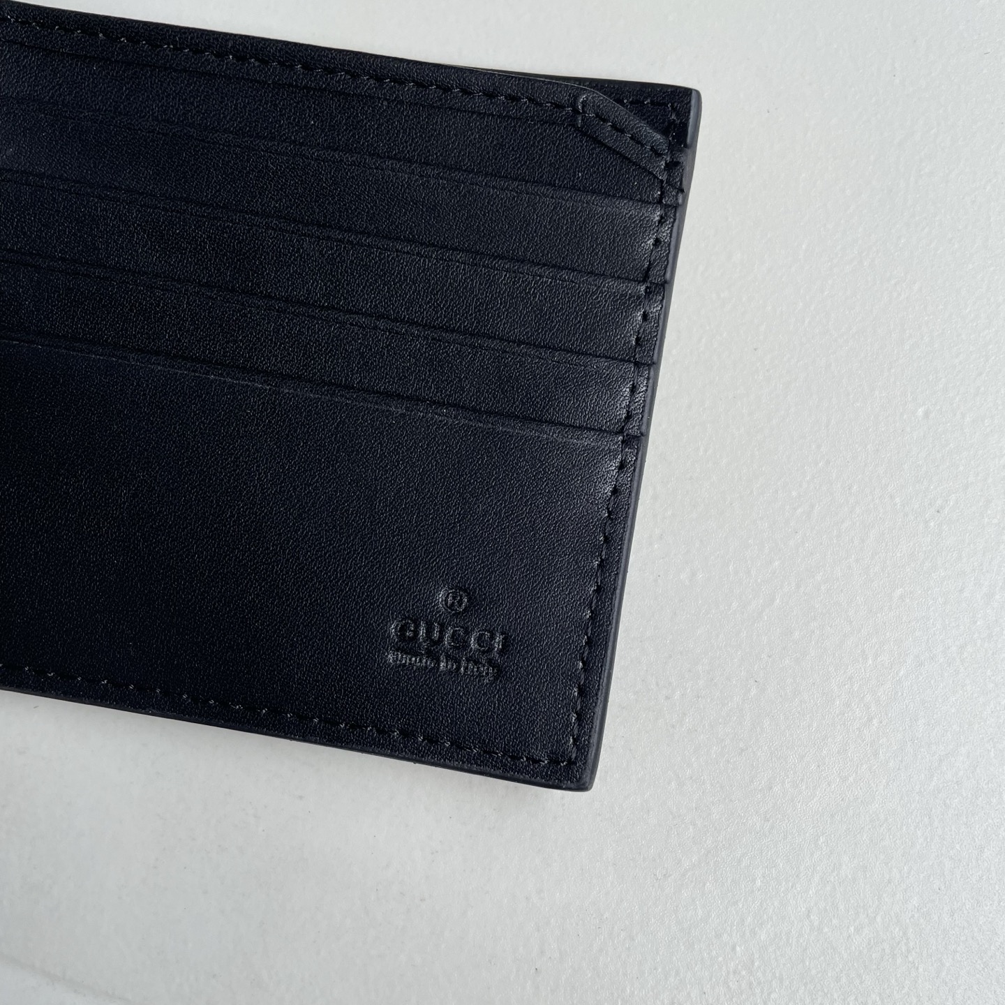 Gucci A貨 古馳男士錢包 全黑 GG Supreme 壓紋皮革對折短夾