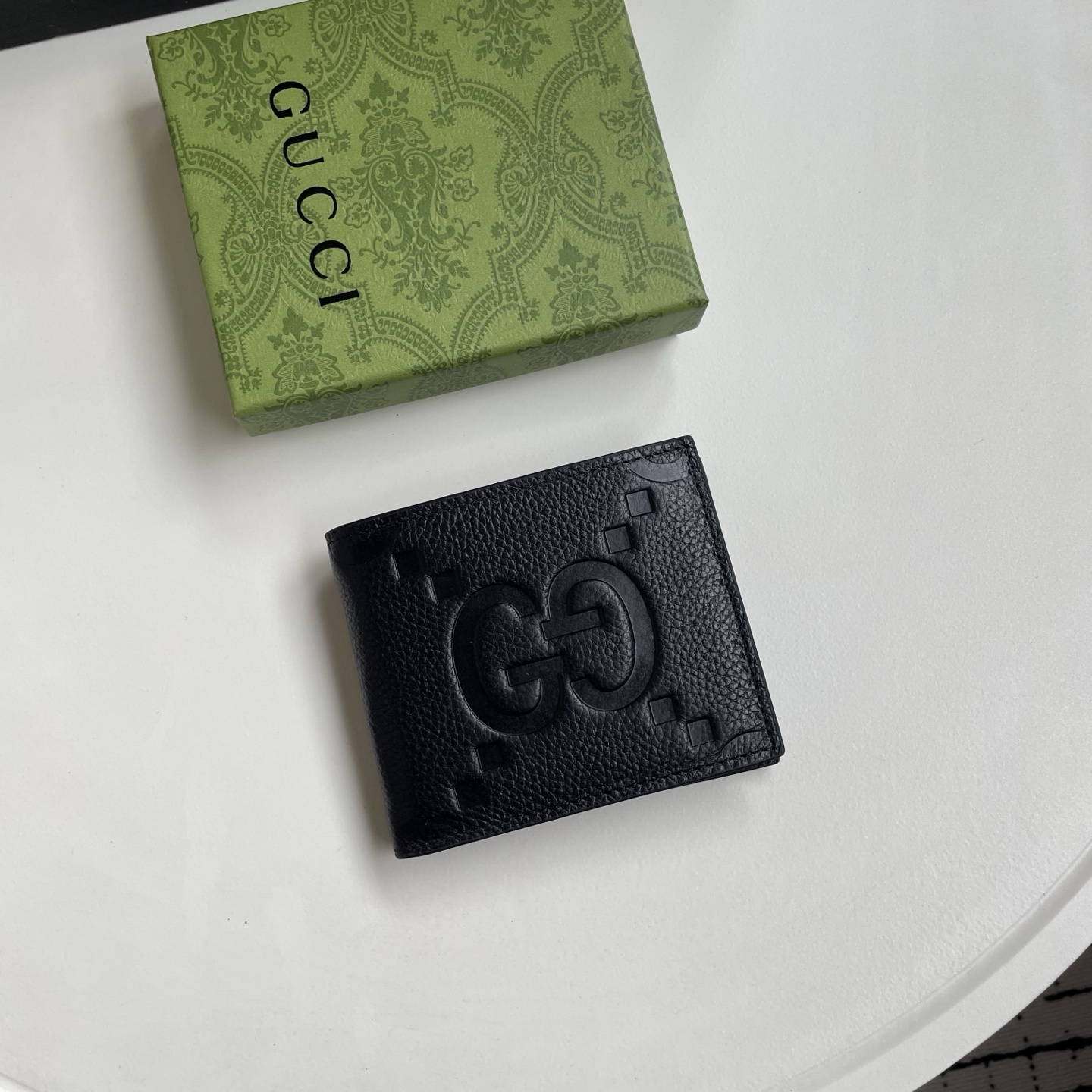 Gucci 一比一 古馳男士短夾 黑色粒面皮革大 GG 圖案對折錢包| 12 Gucci 一比一 古馳男士短夾 黑色粒面皮革大 GG 圖案對折錢包
